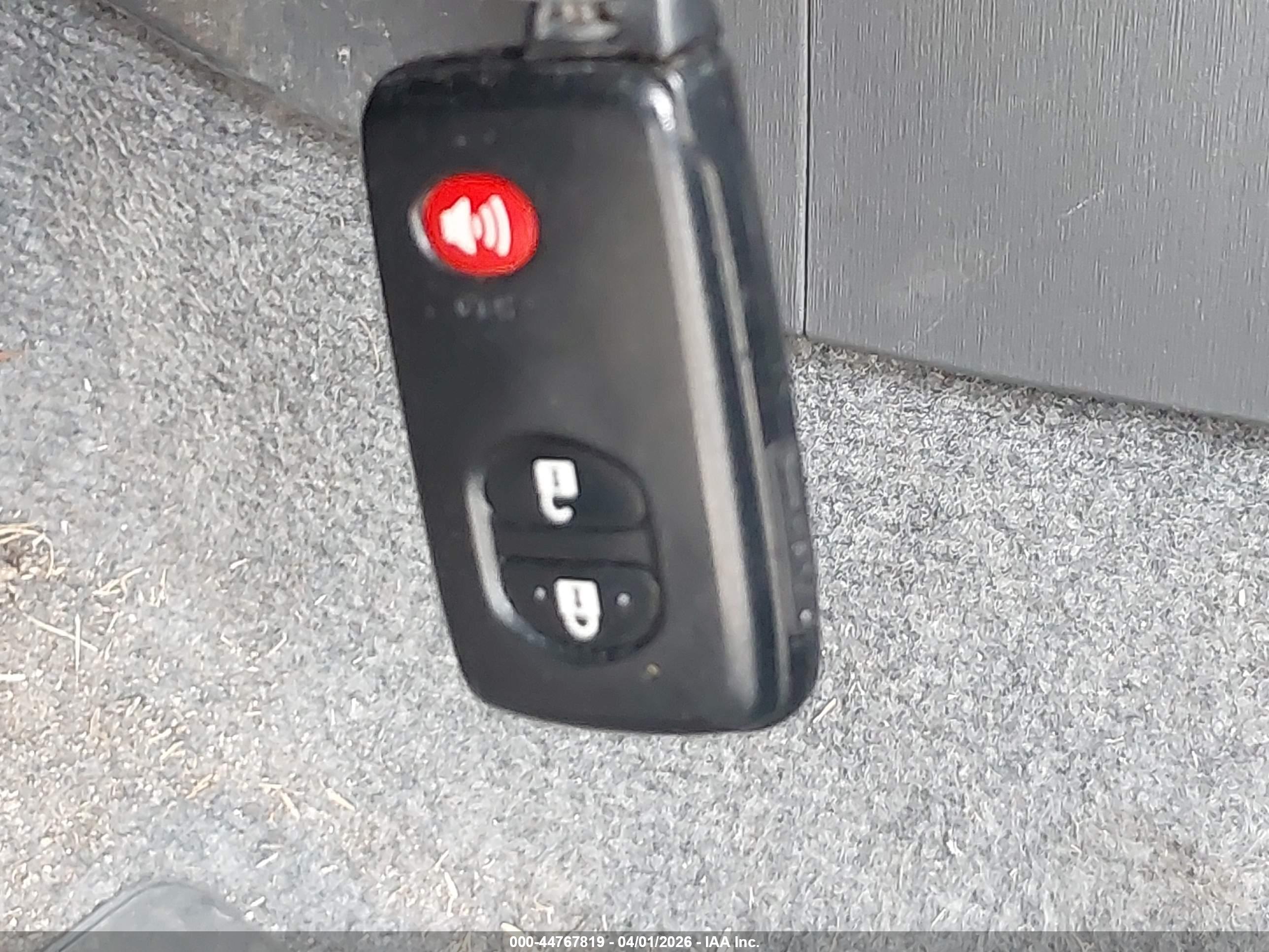 TOYOTA PRIUS image 11