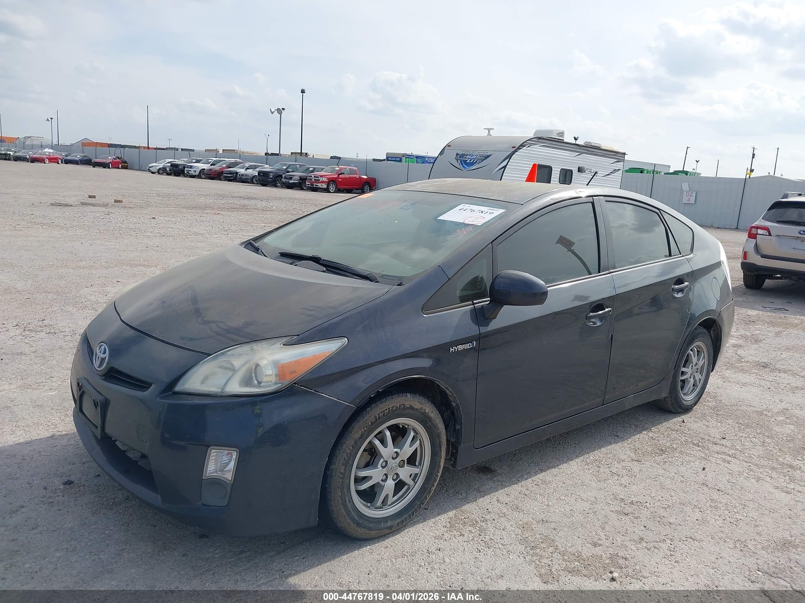 TOYOTA PRIUS image 2