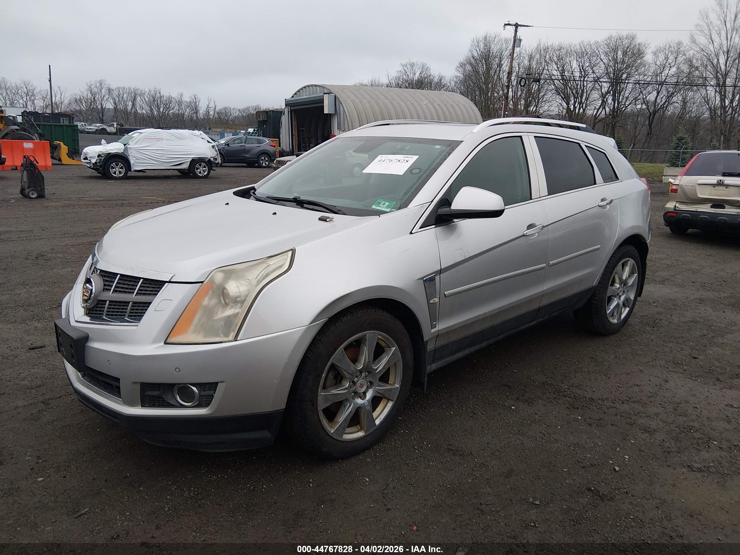 CADILLAC SRX image 2