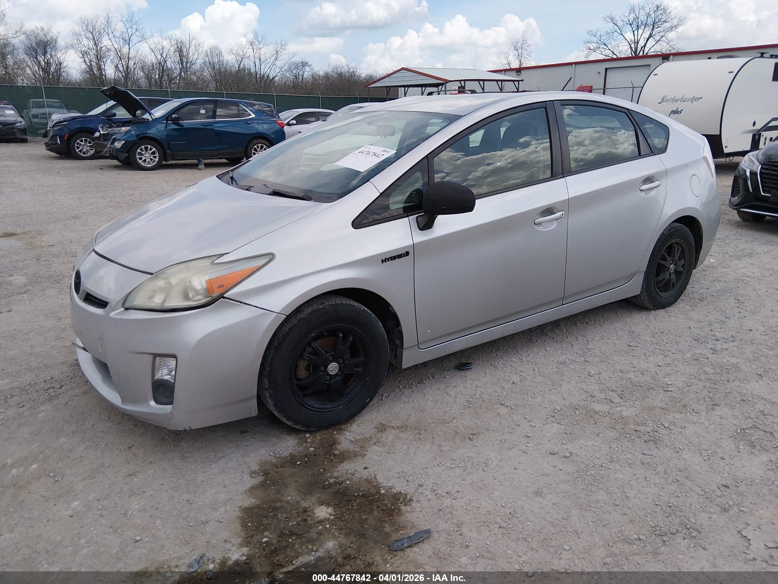 TOYOTA PRIUS image 2