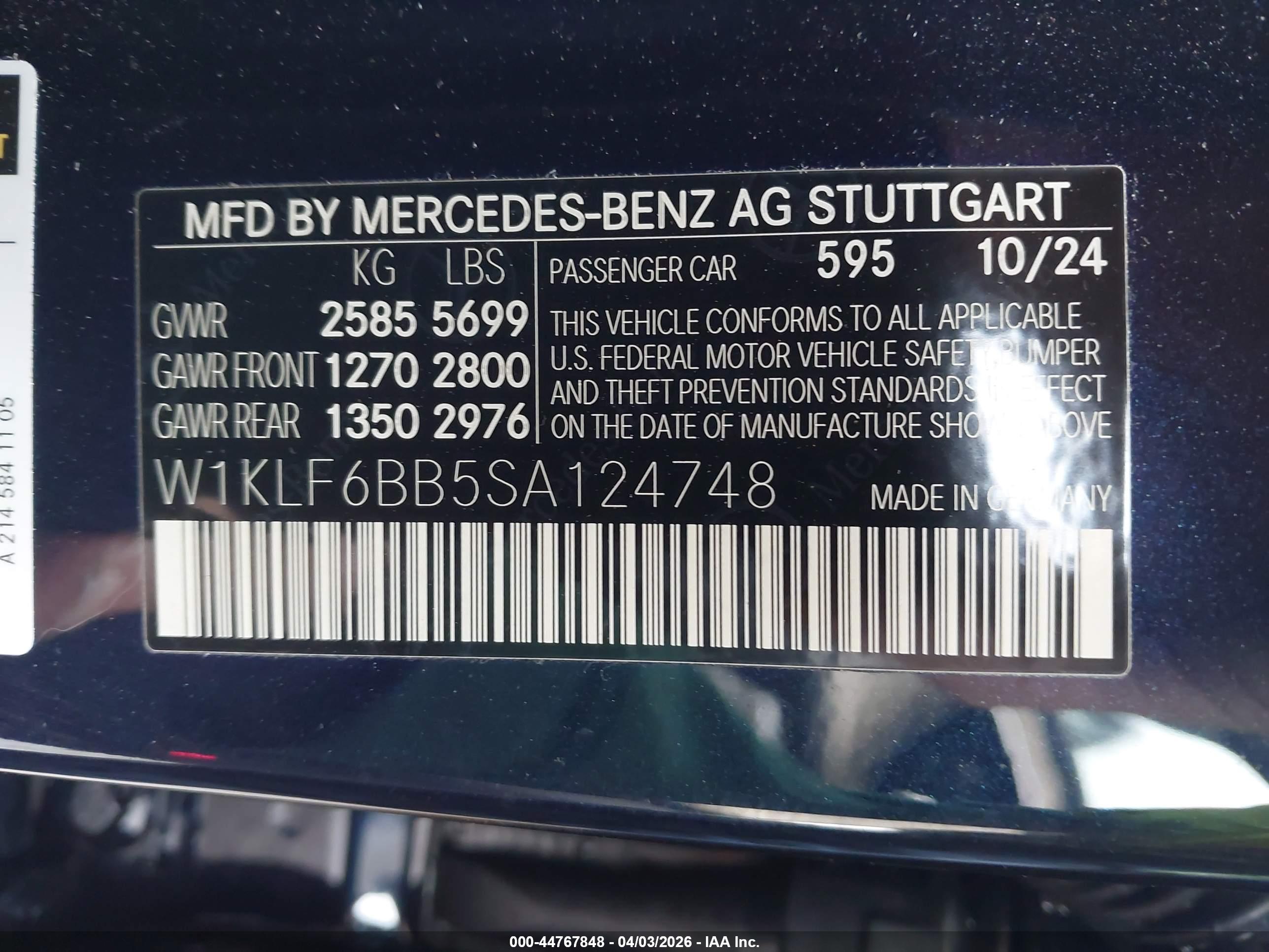 MERCEDES-BENZ E image 9