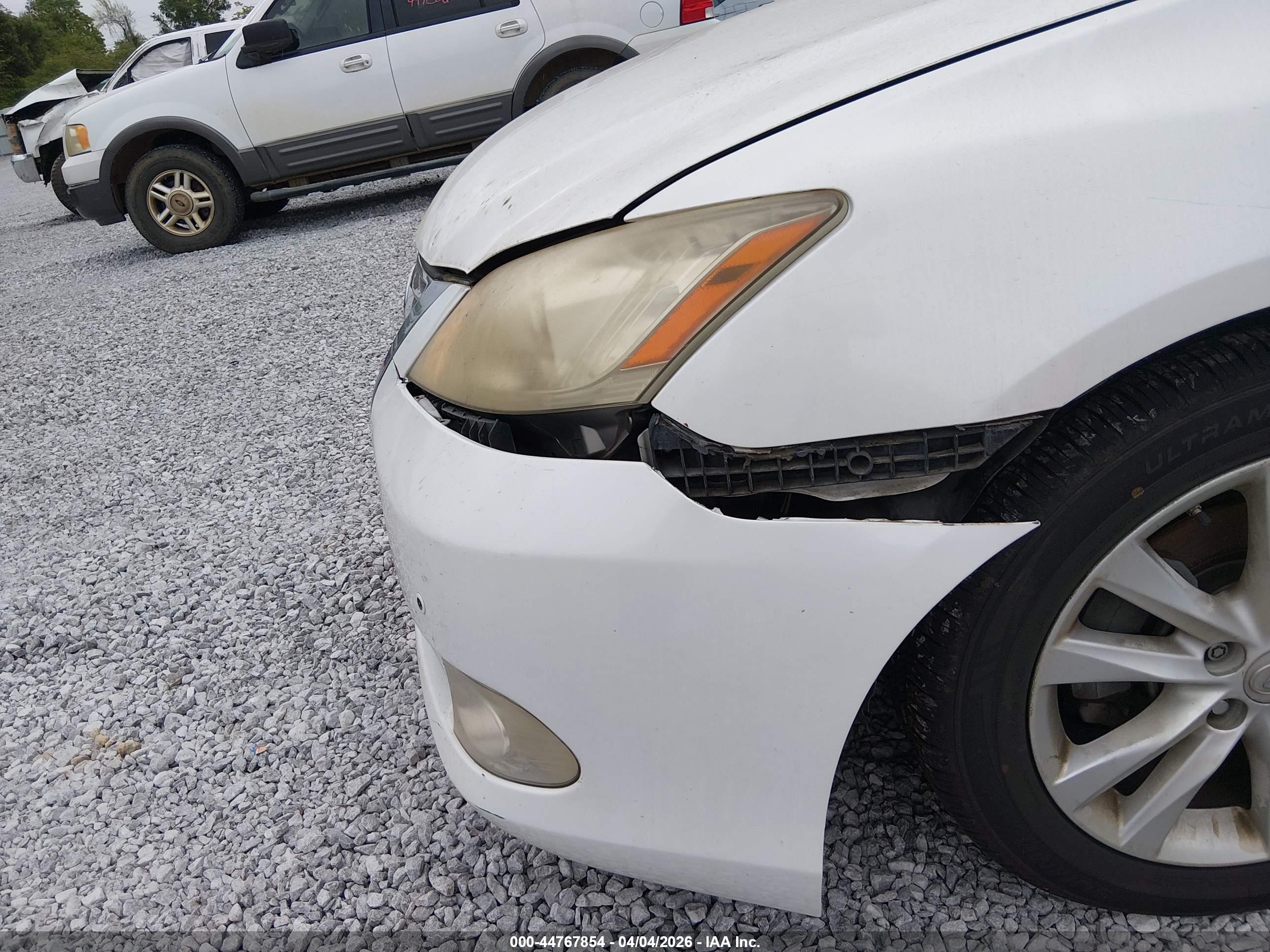 LEXUS ES image 6