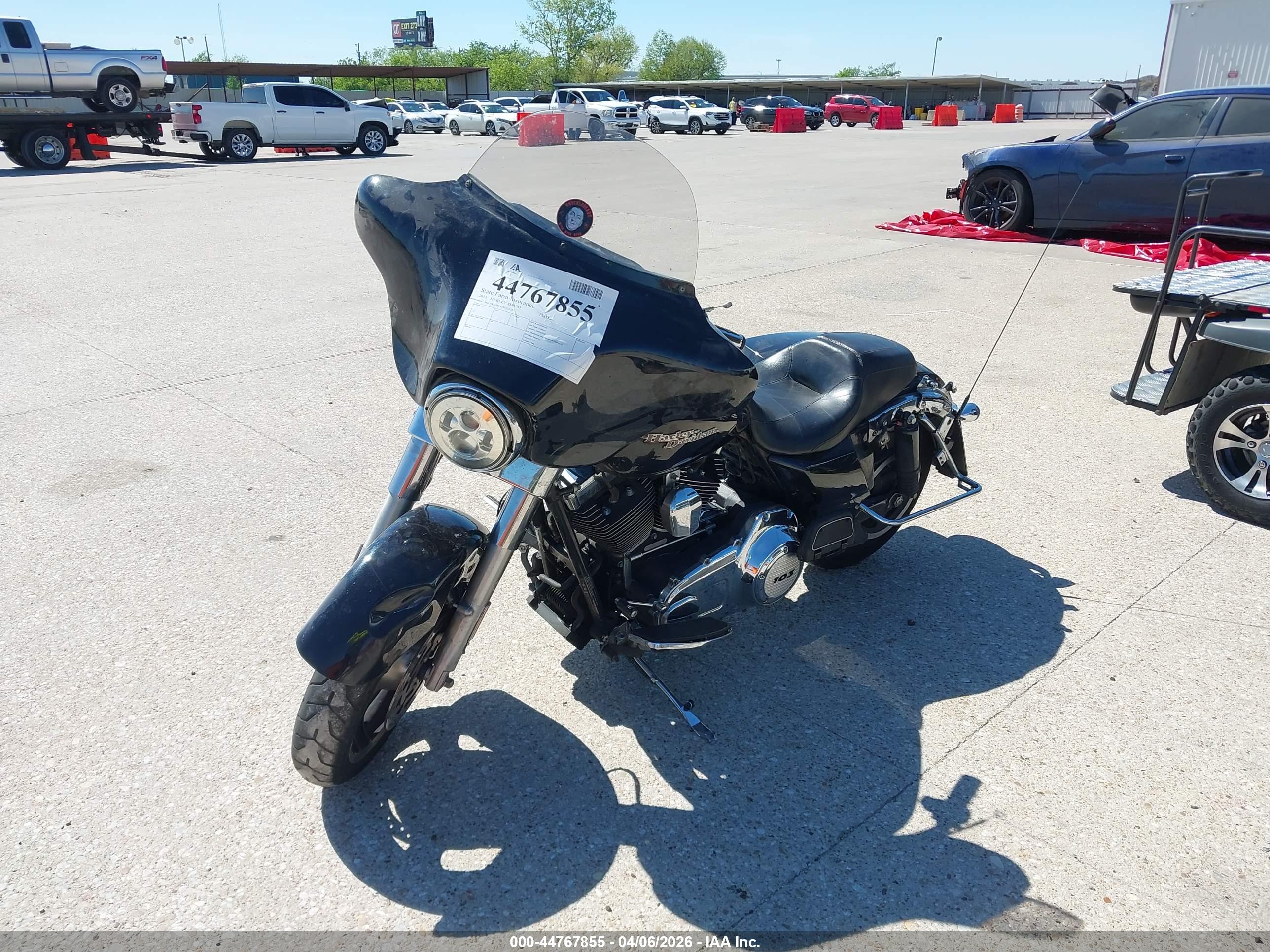 HARLEY-DAVIDSON FLHX image 2