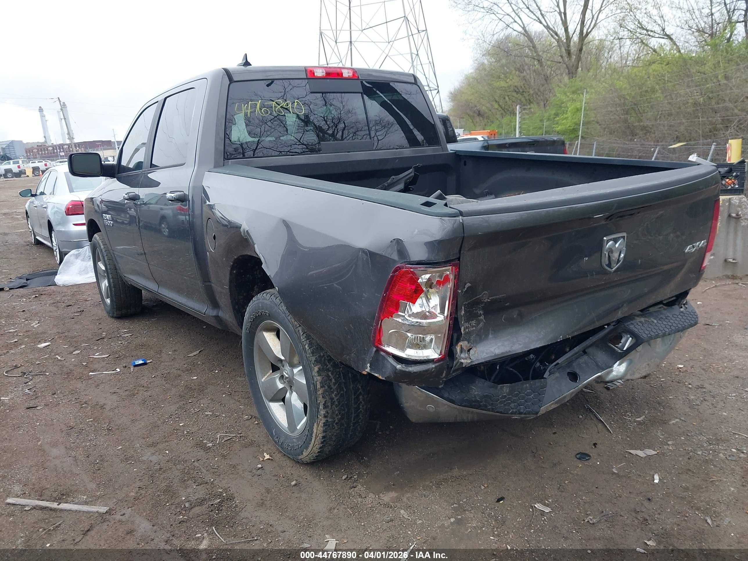 RAM 1500 image 3