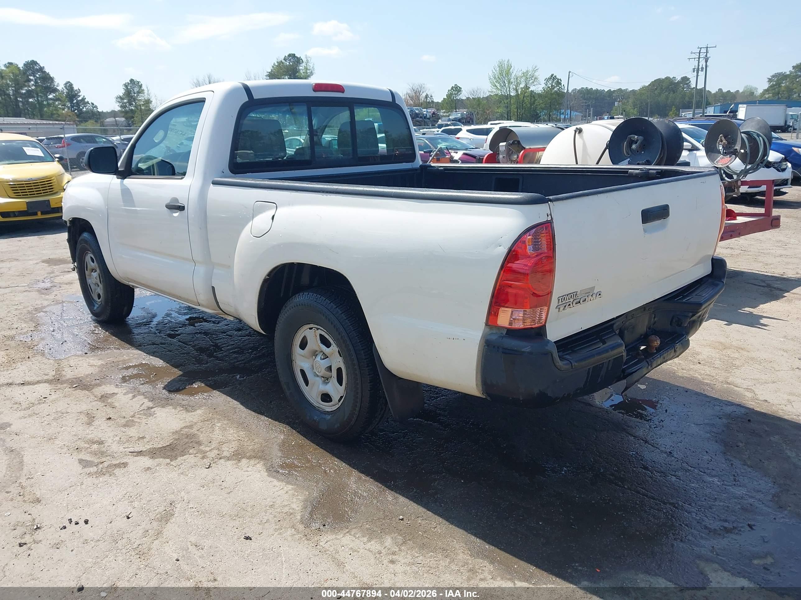 TOYOTA TACOMA image 3