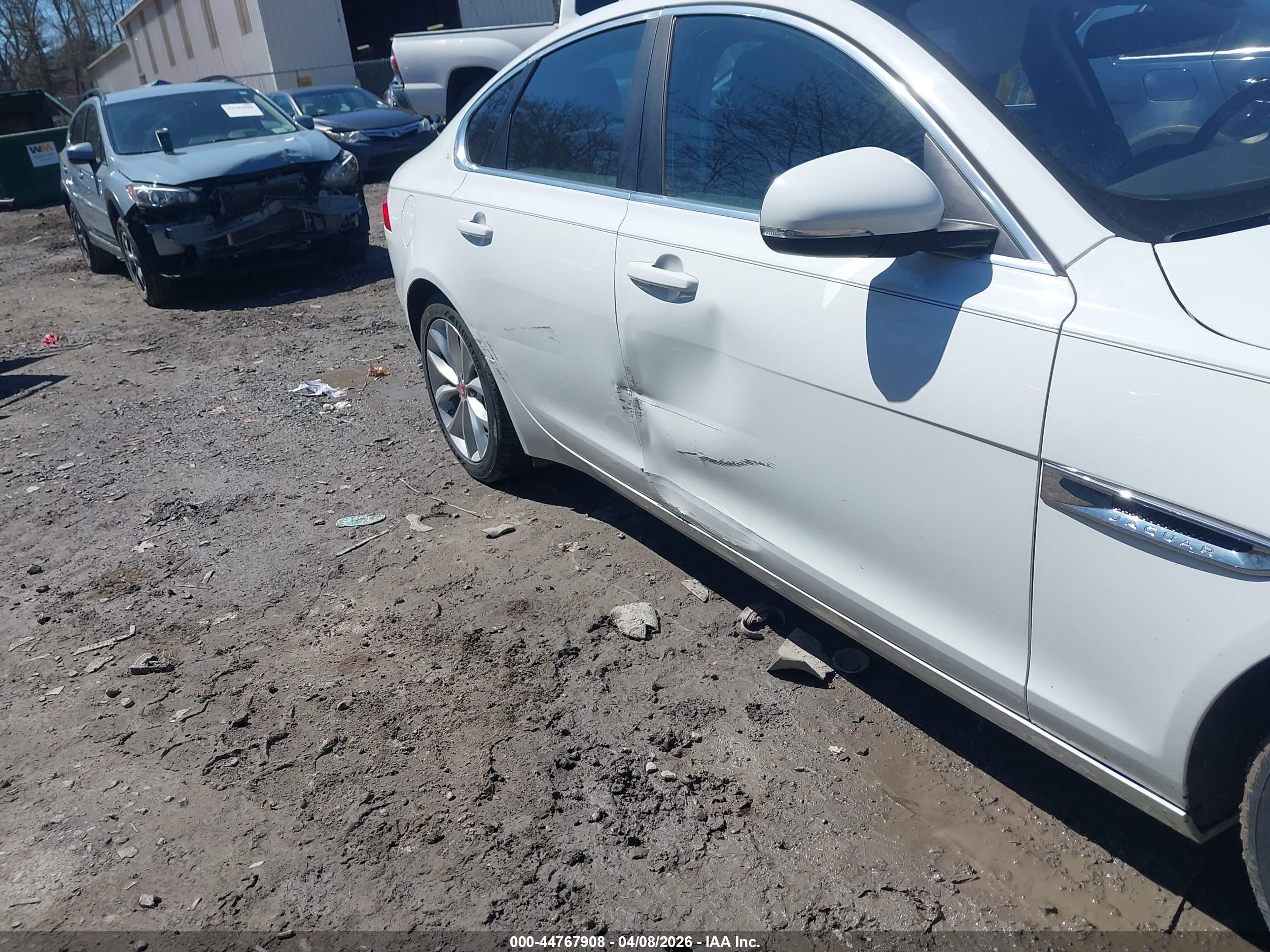 JAGUAR XF image 6