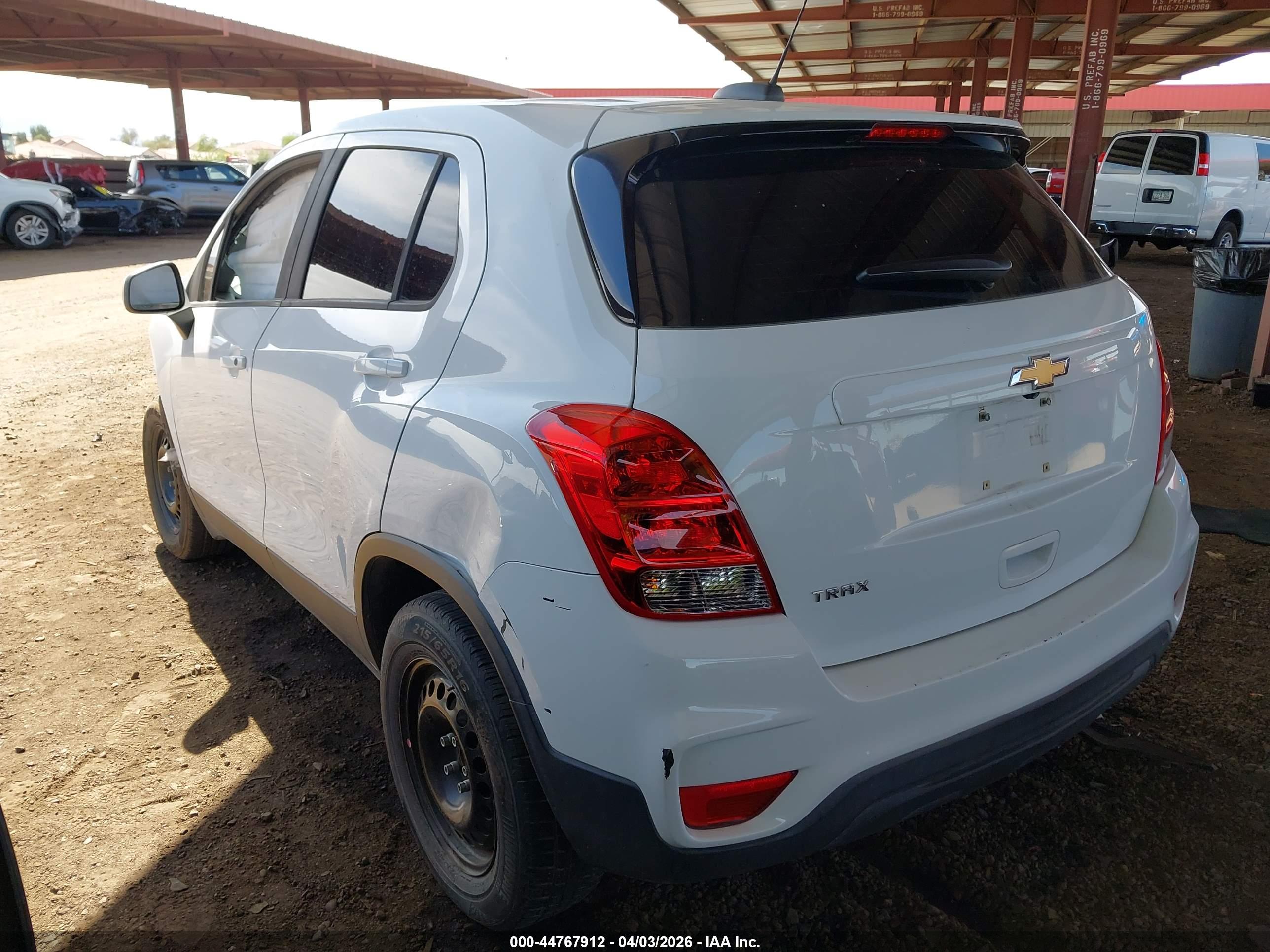 CHEVROLET TRAX image 3