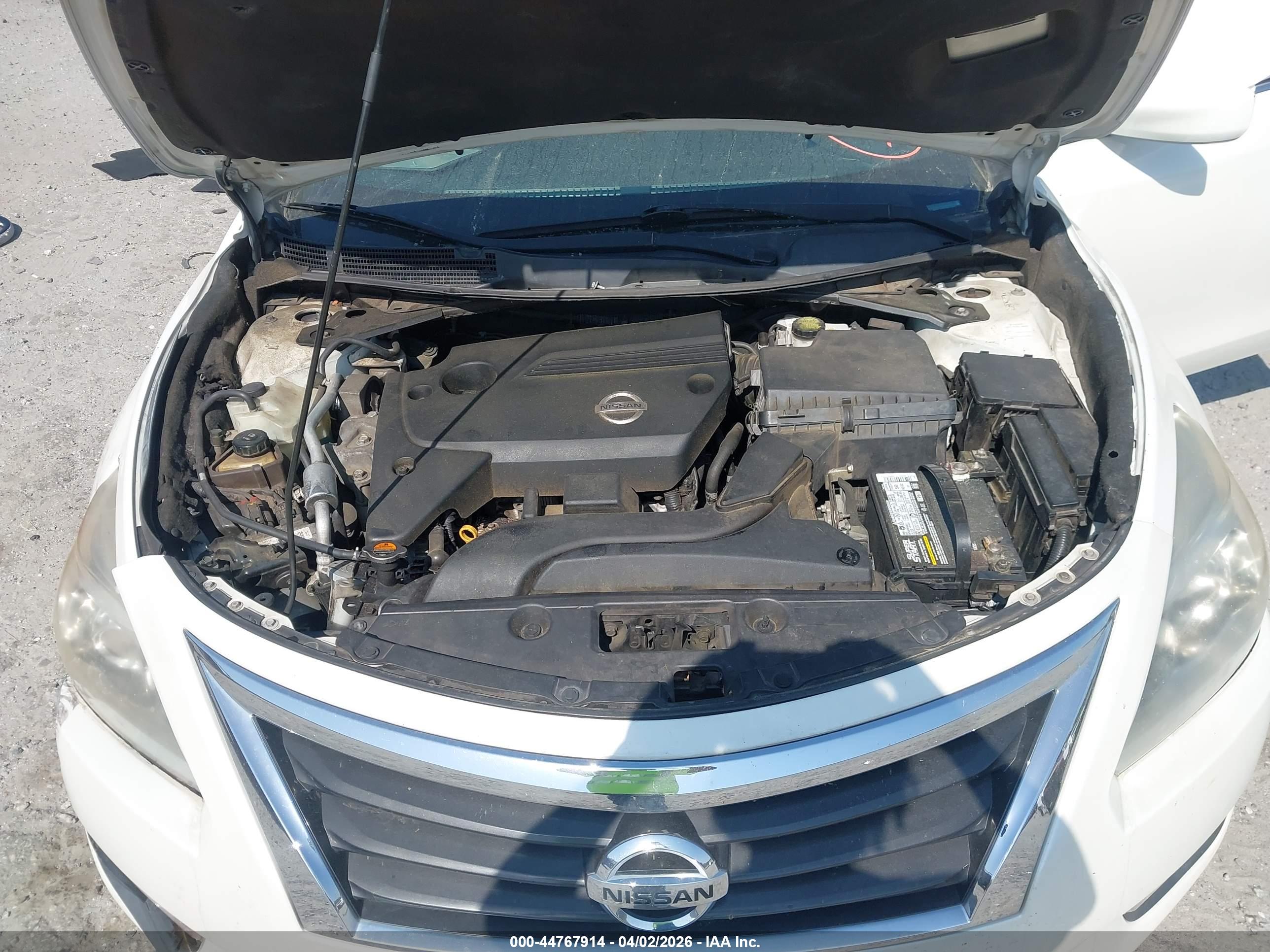 NISSAN ALTIMA image 10