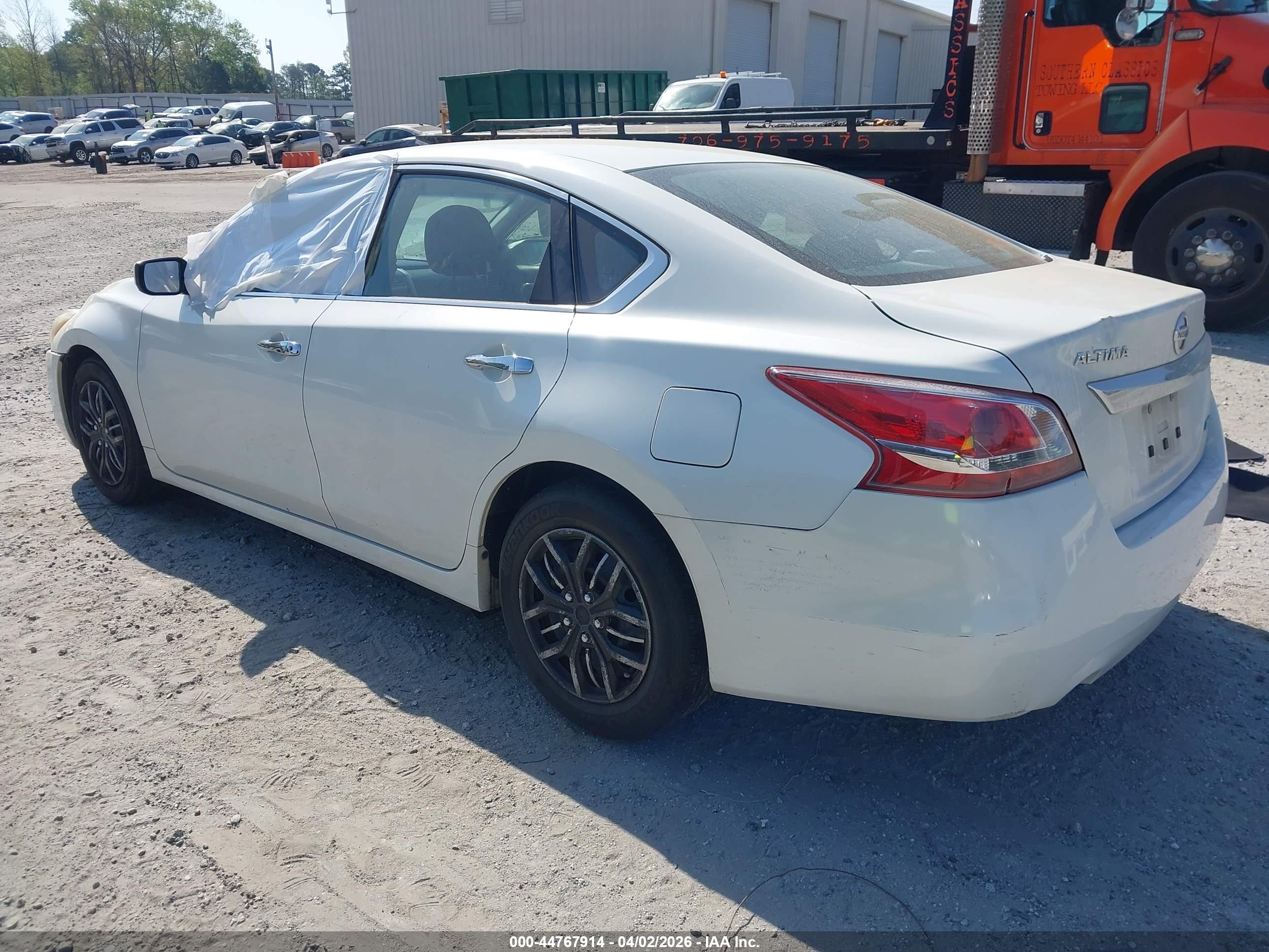 NISSAN ALTIMA image 3