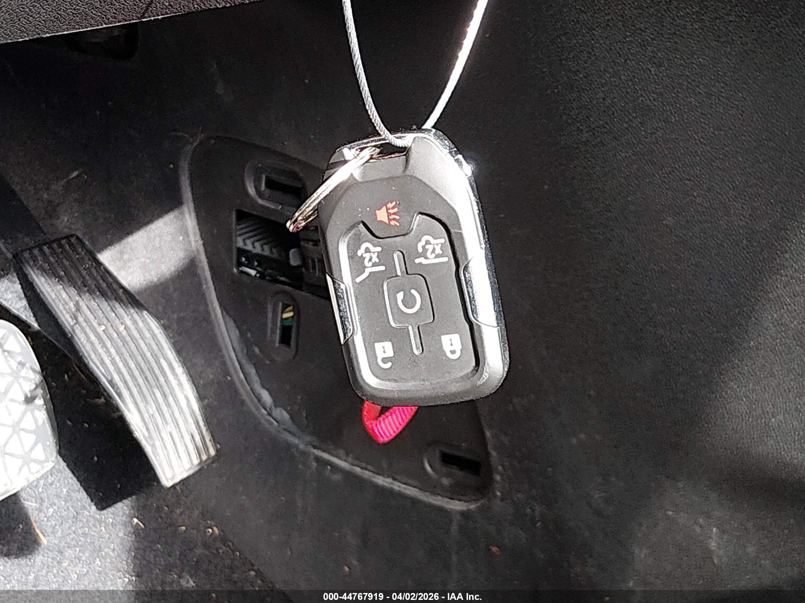 GMC TERRAIN image 11