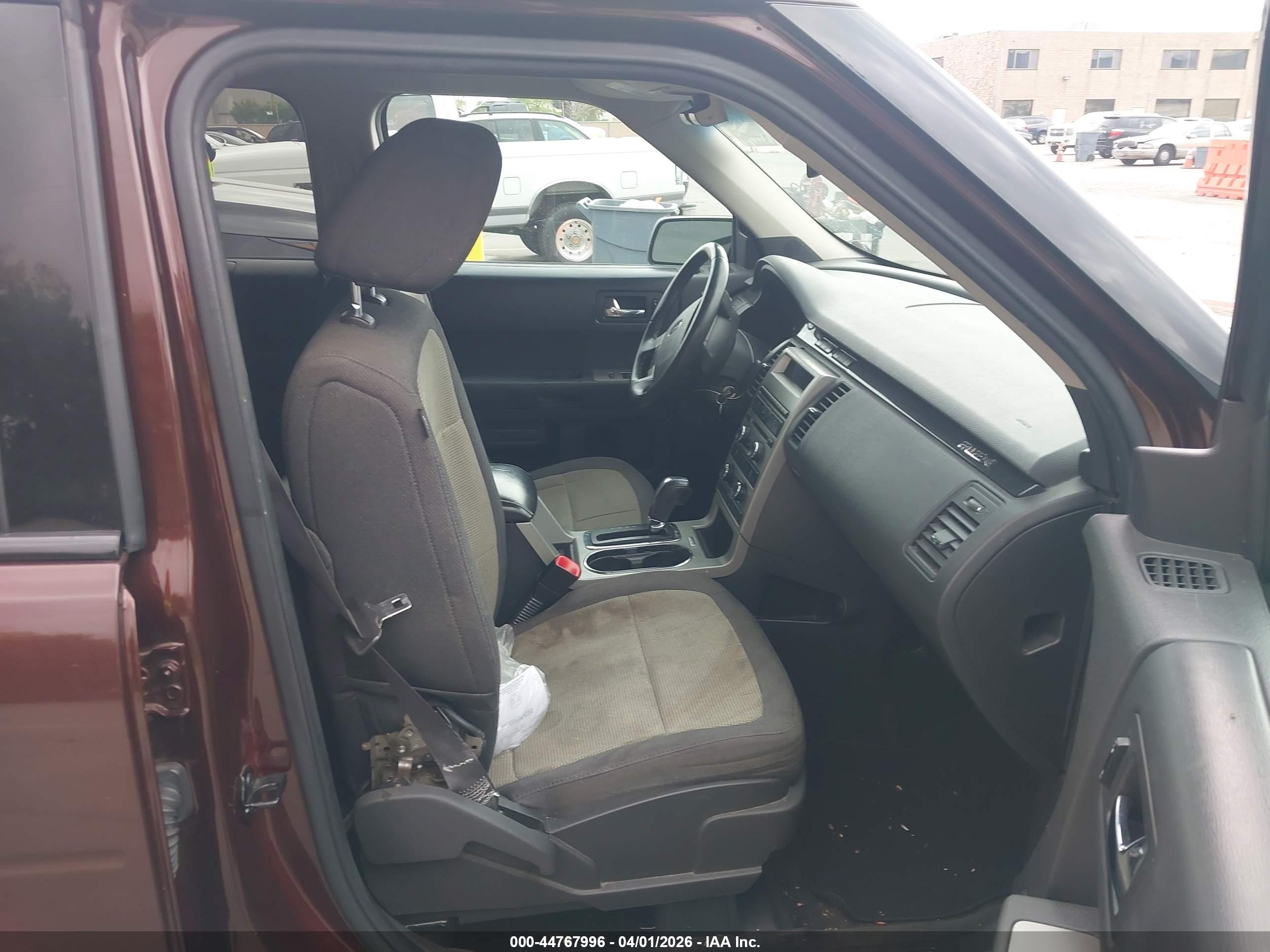 FORD FLEX image 5