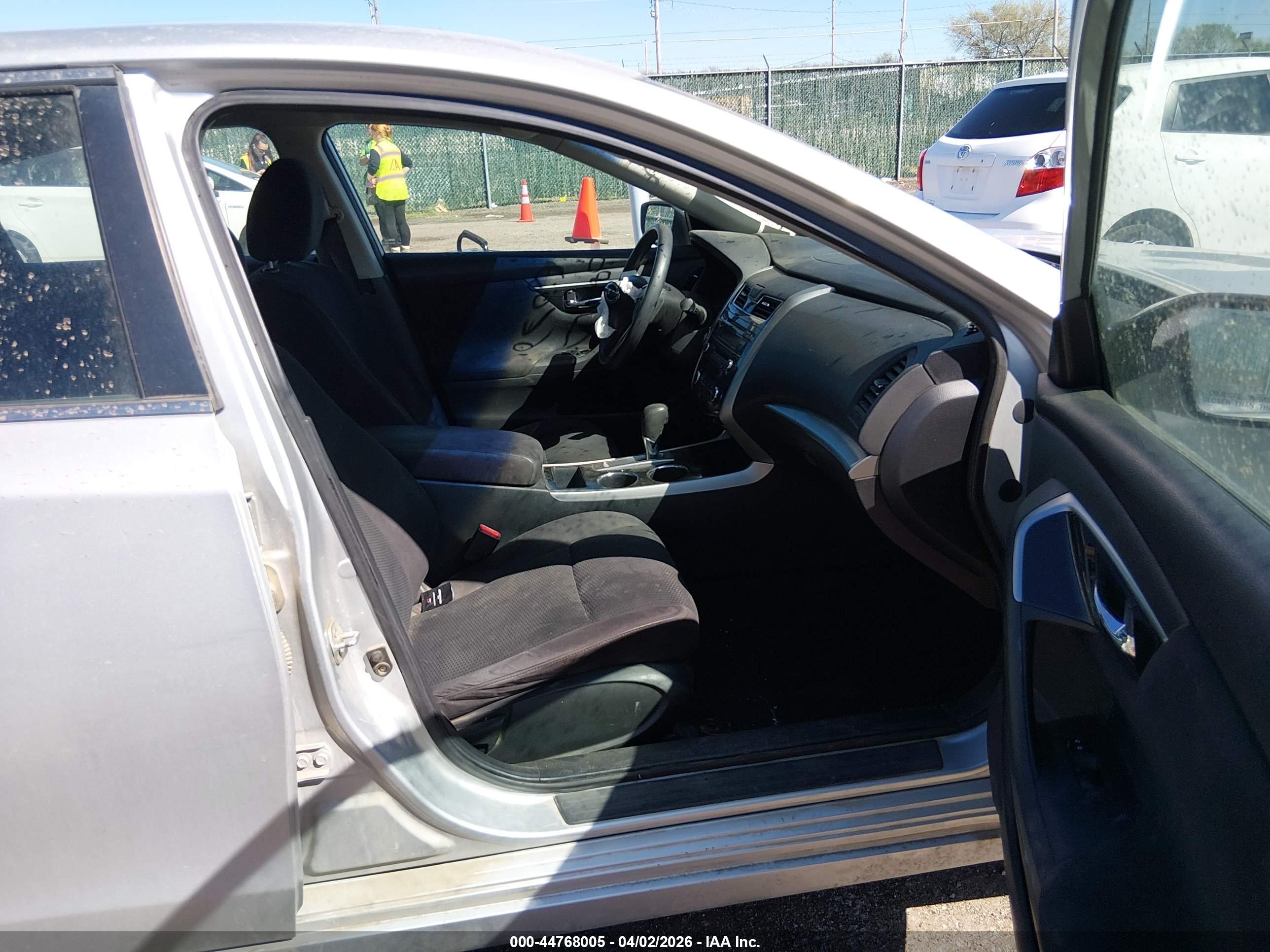 NISSAN ALTIMA image 5