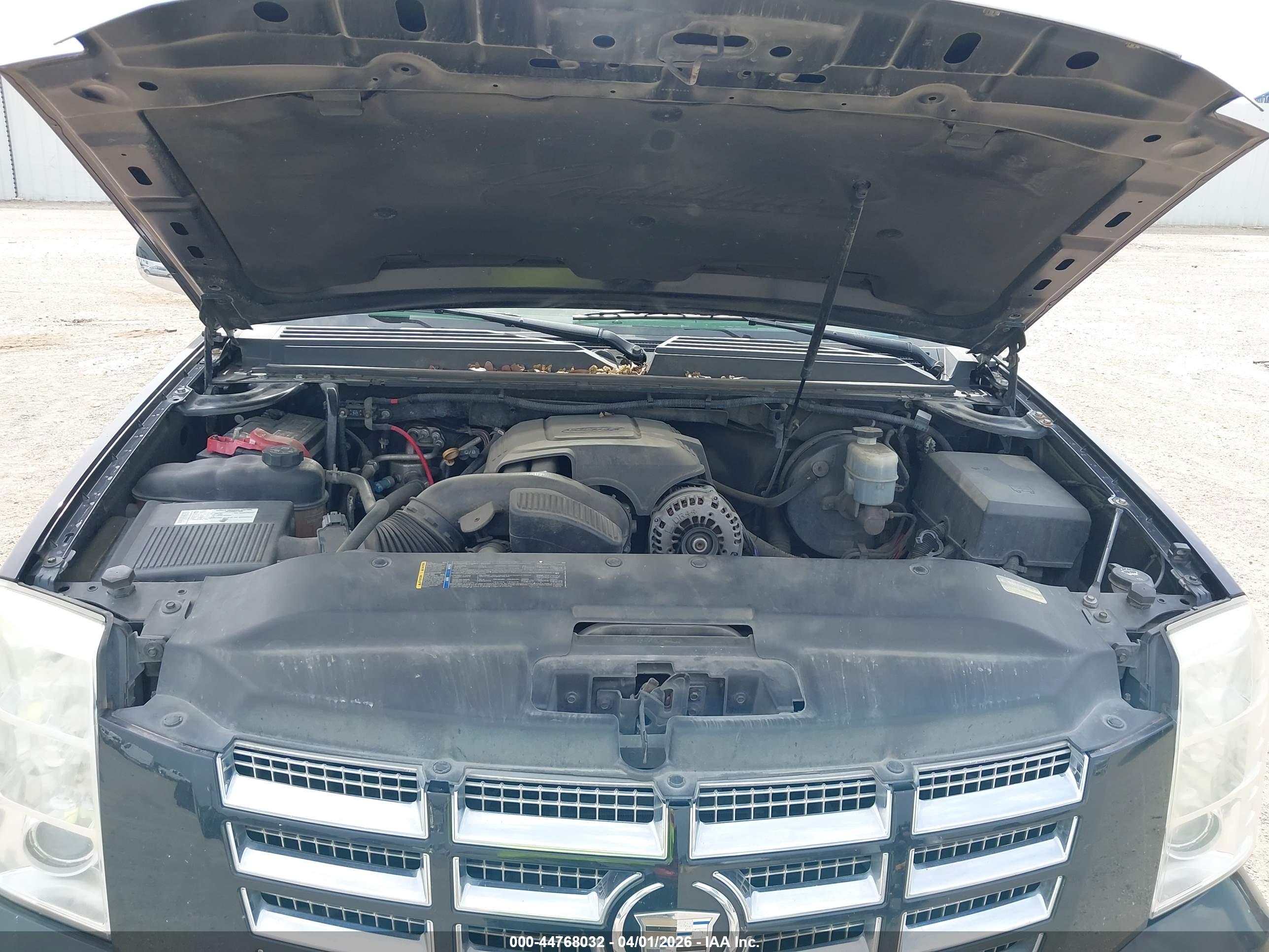 CADILLAC ESCALADE image 10