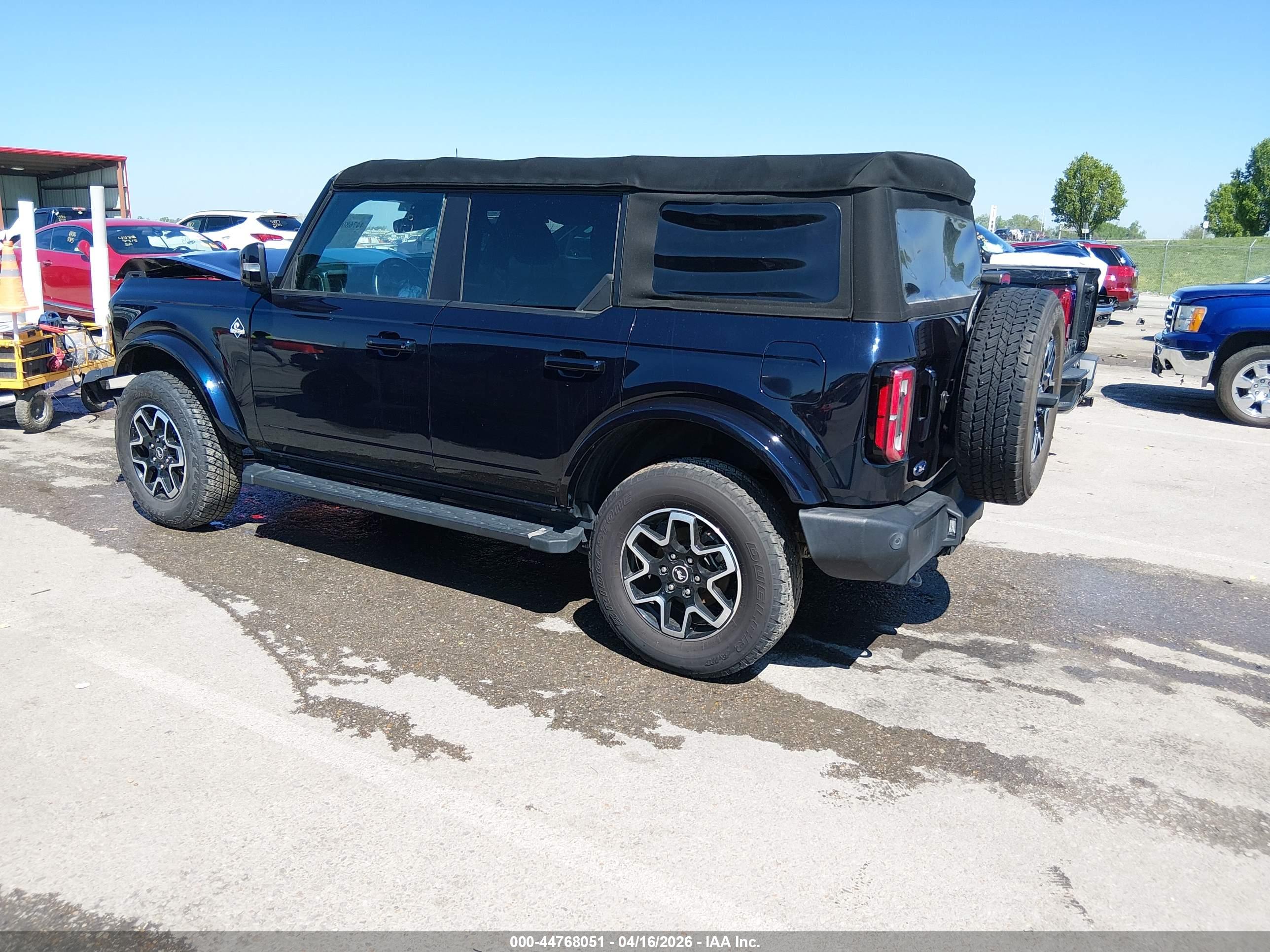 FORD BRONCO image 3