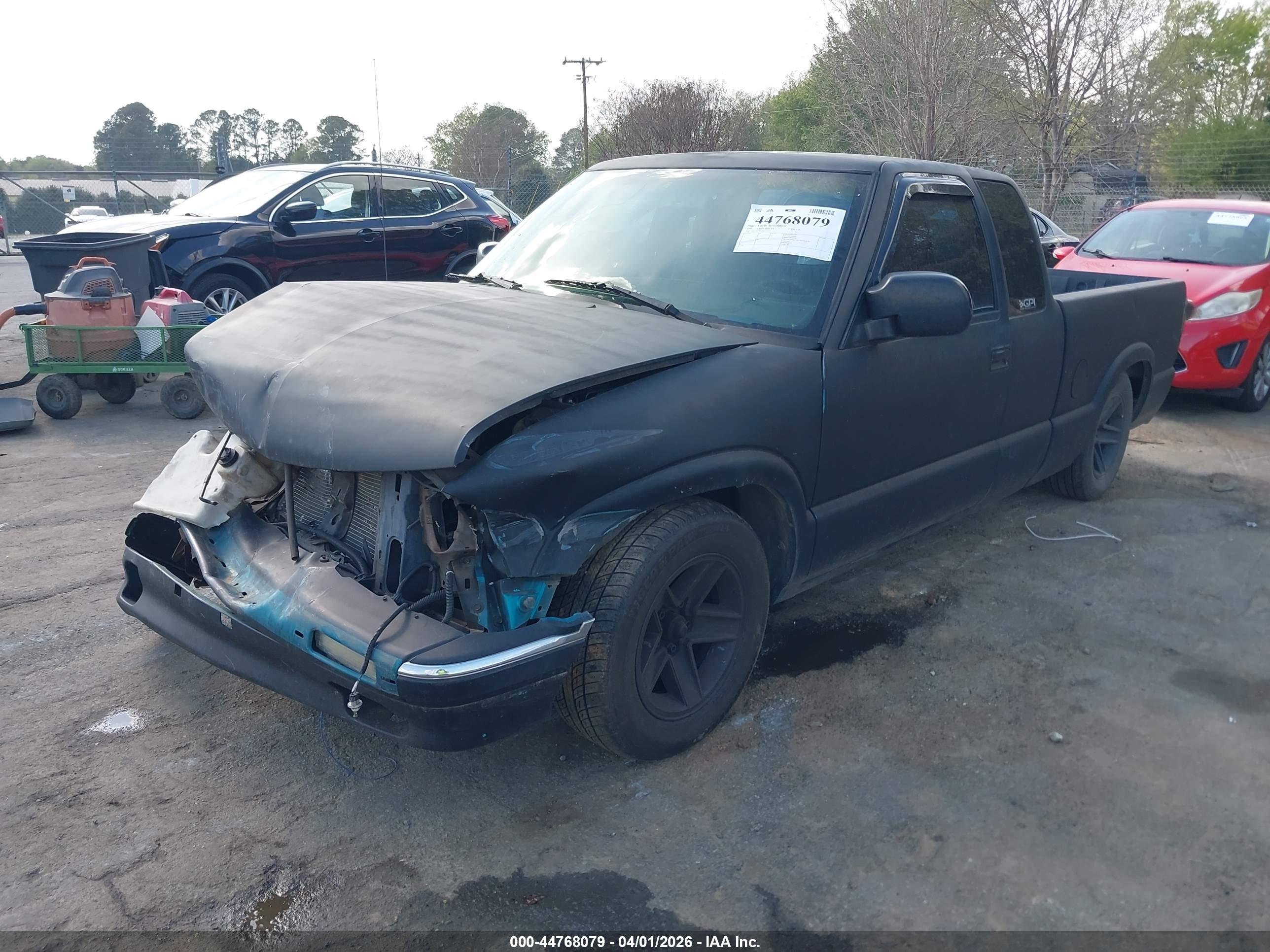 CHEVROLET S image 2