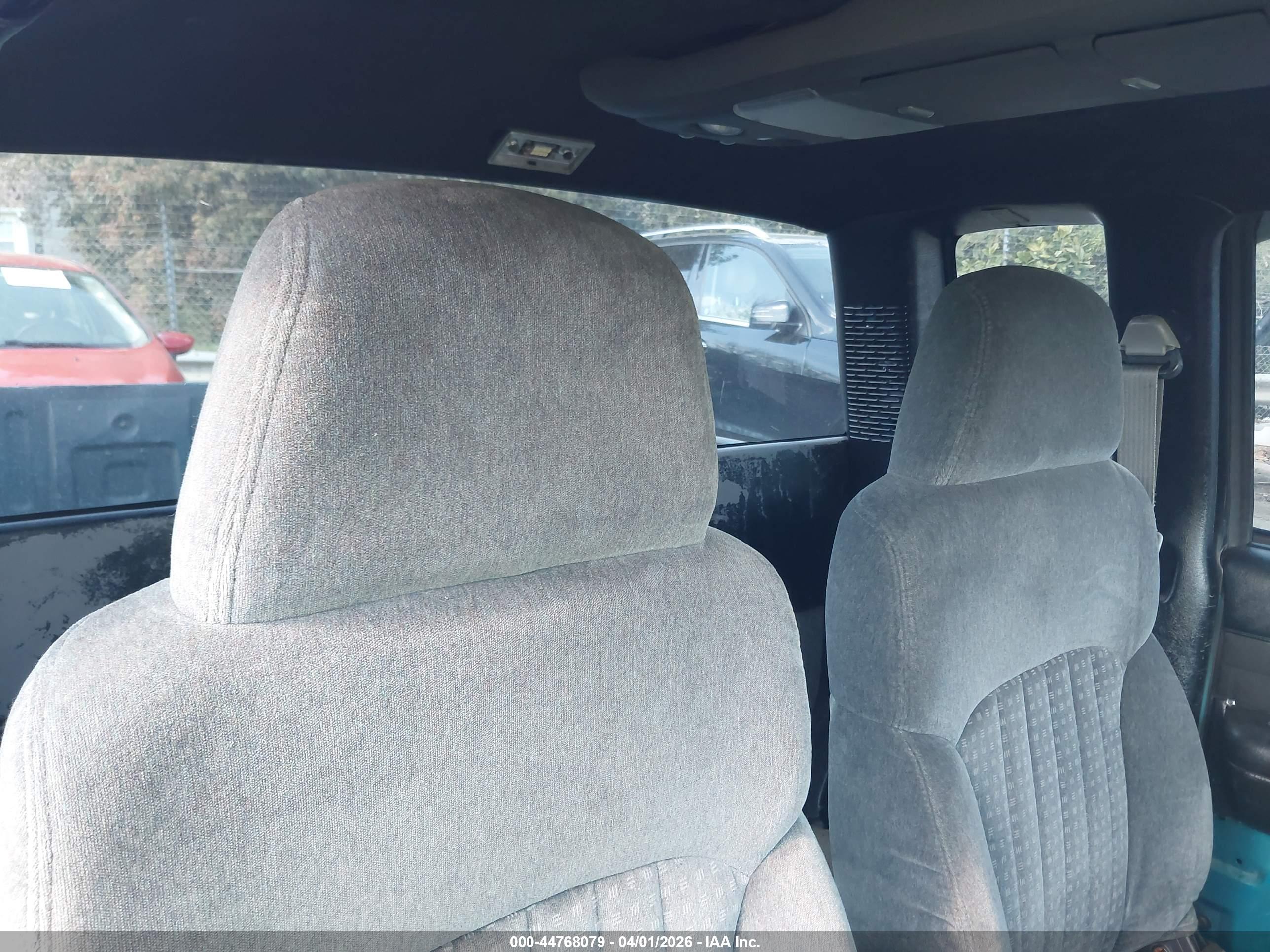 CHEVROLET S image 8