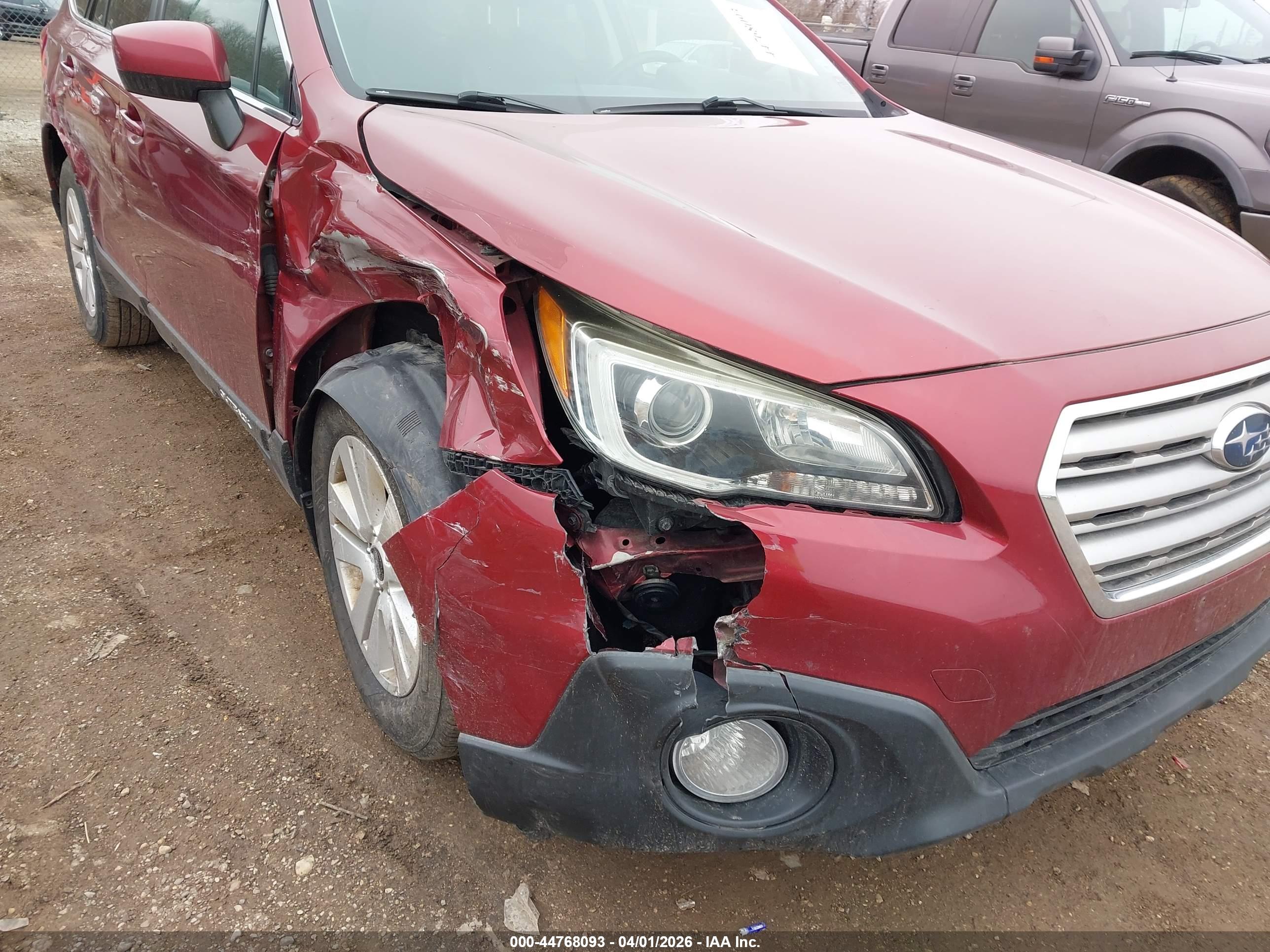 SUBARU OUTBACK image 6