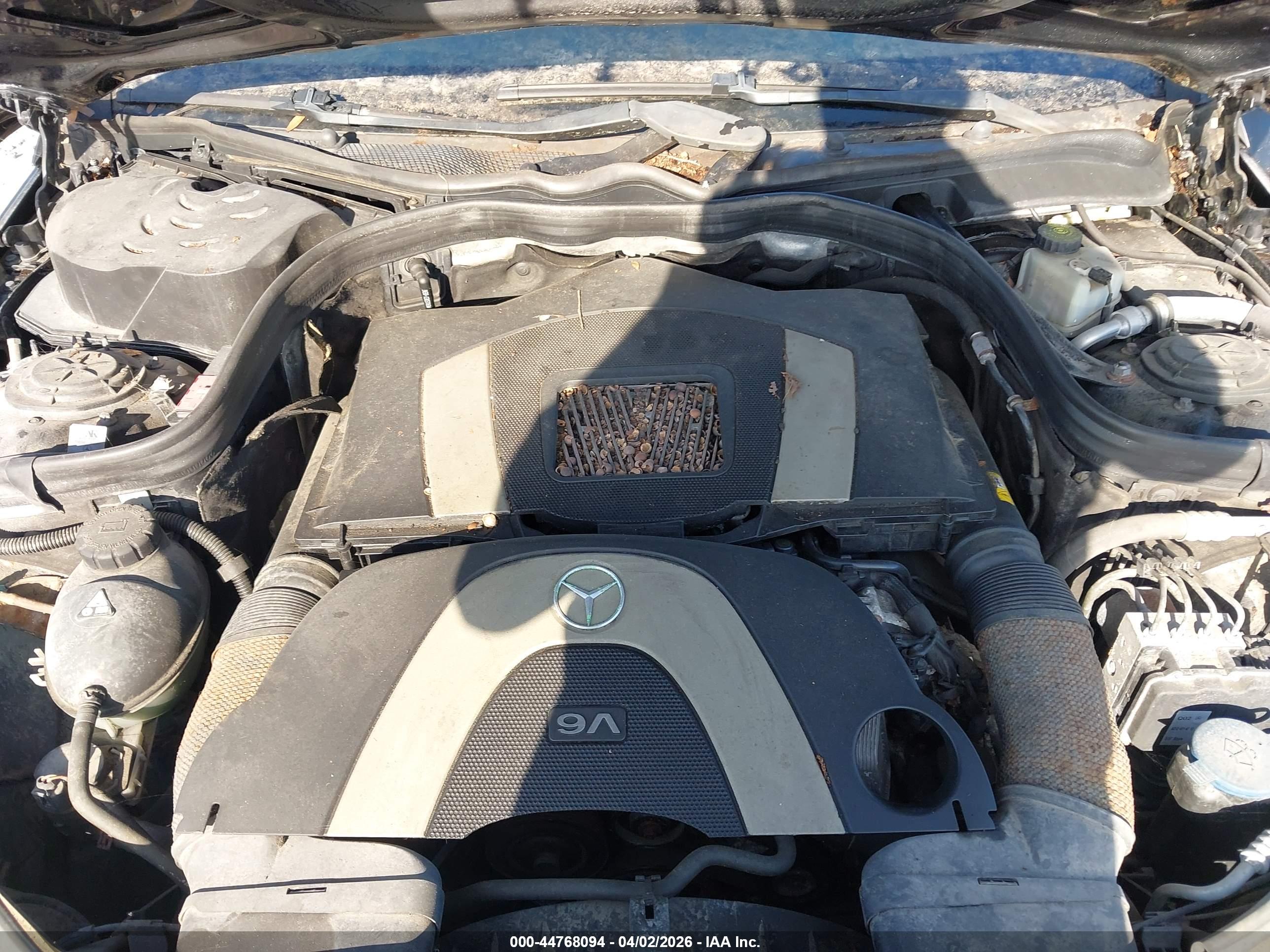 MERCEDES-BENZ E image 10