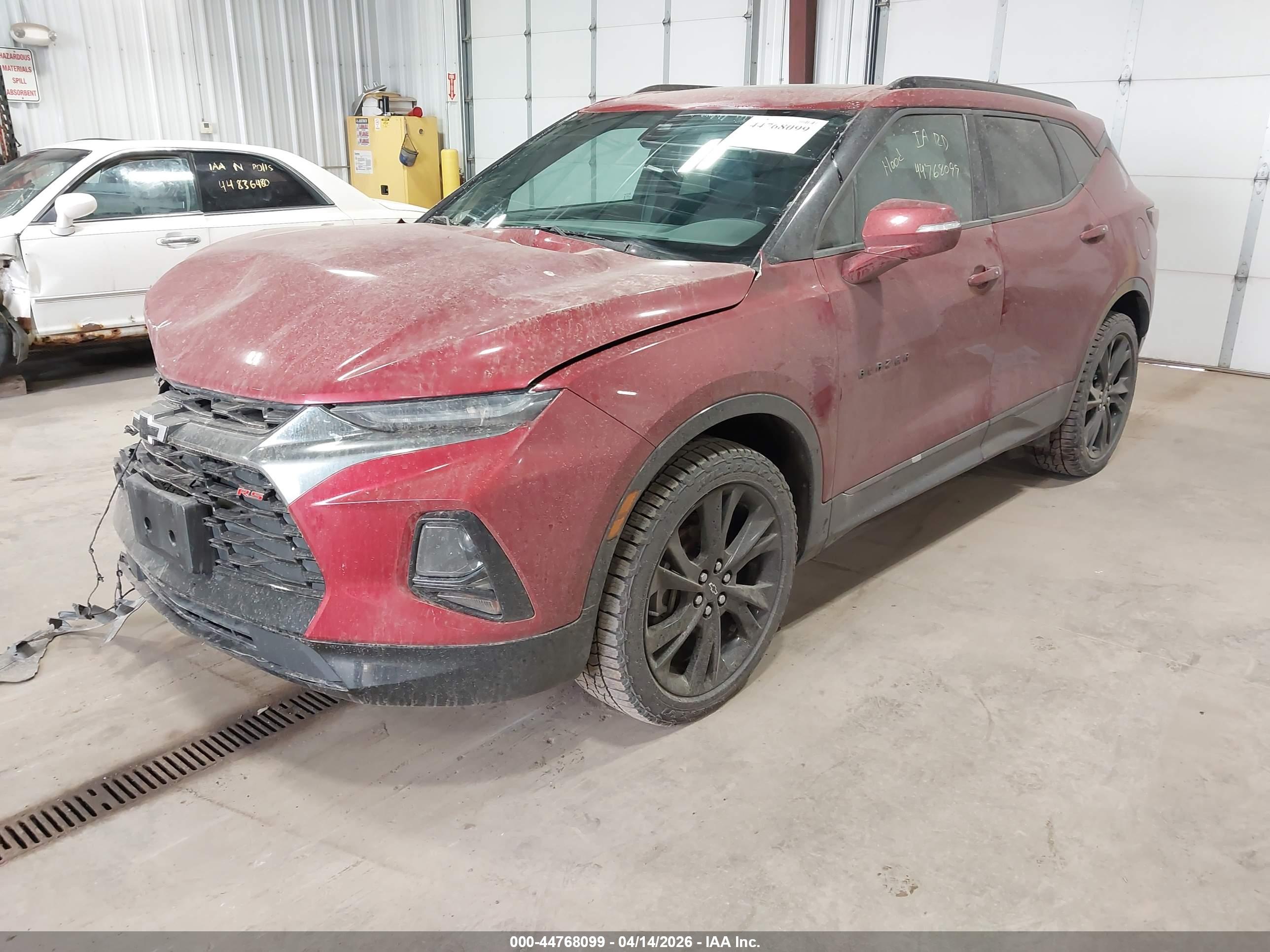 CHEVROLET BLAZER image 2