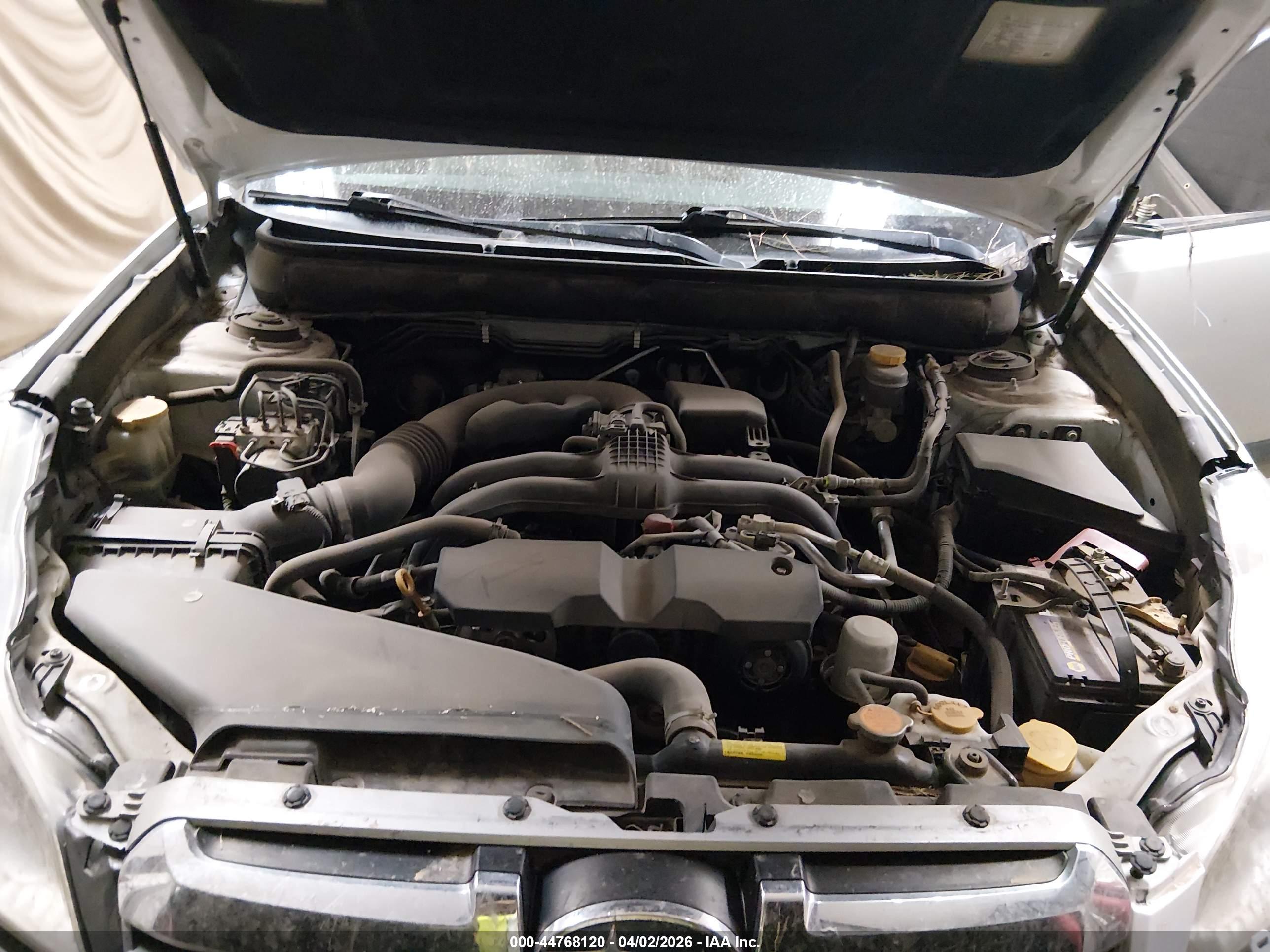 SUBARU OUTBACK image 10