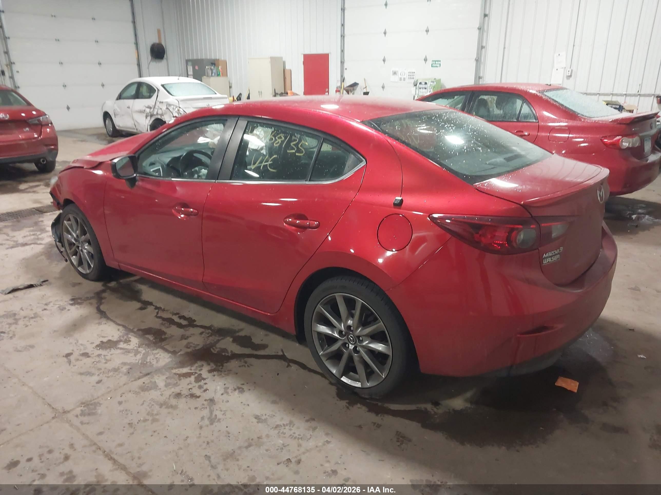 MAZDA MAZDA3 image 3