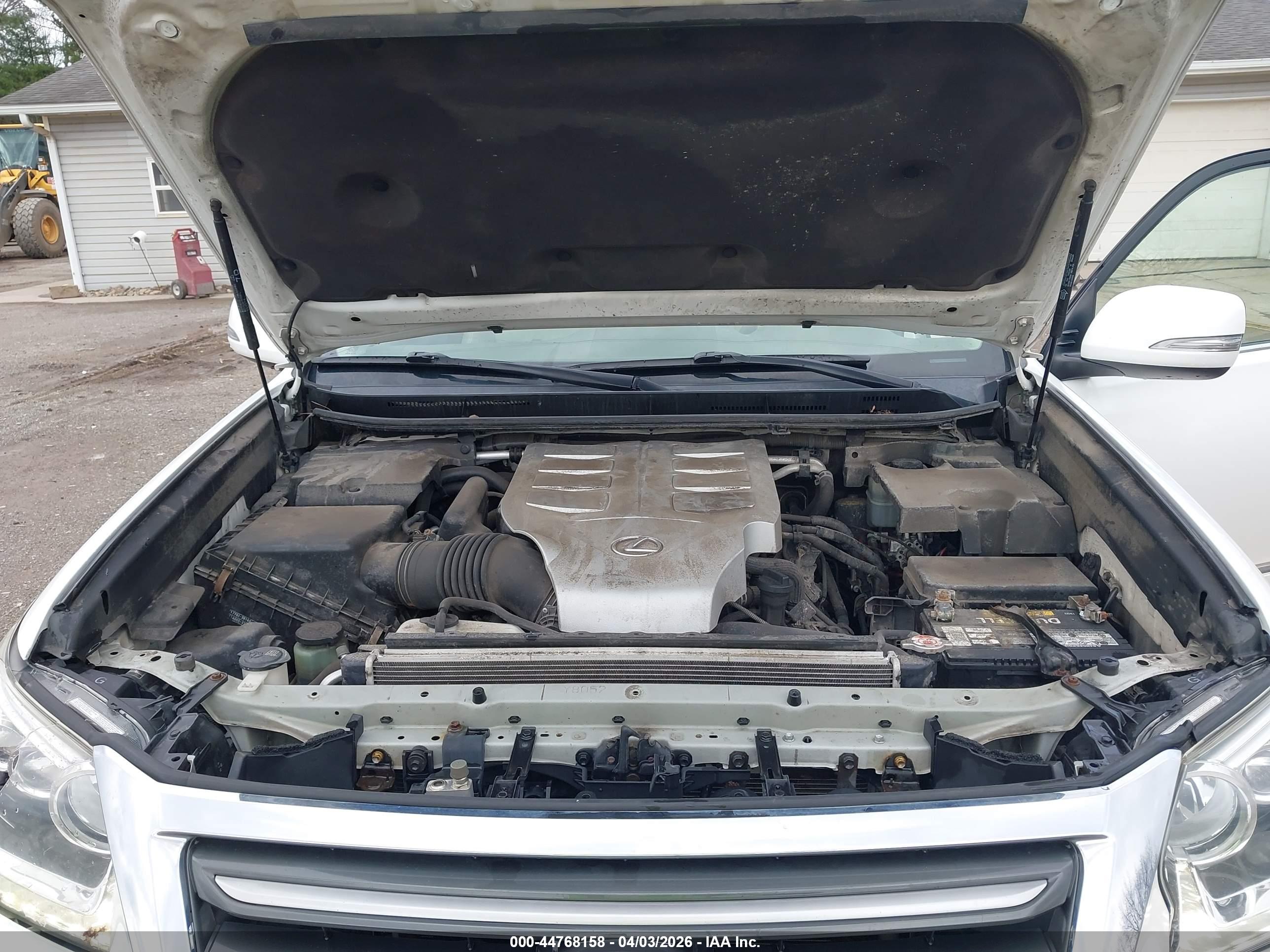 LEXUS GX image 10