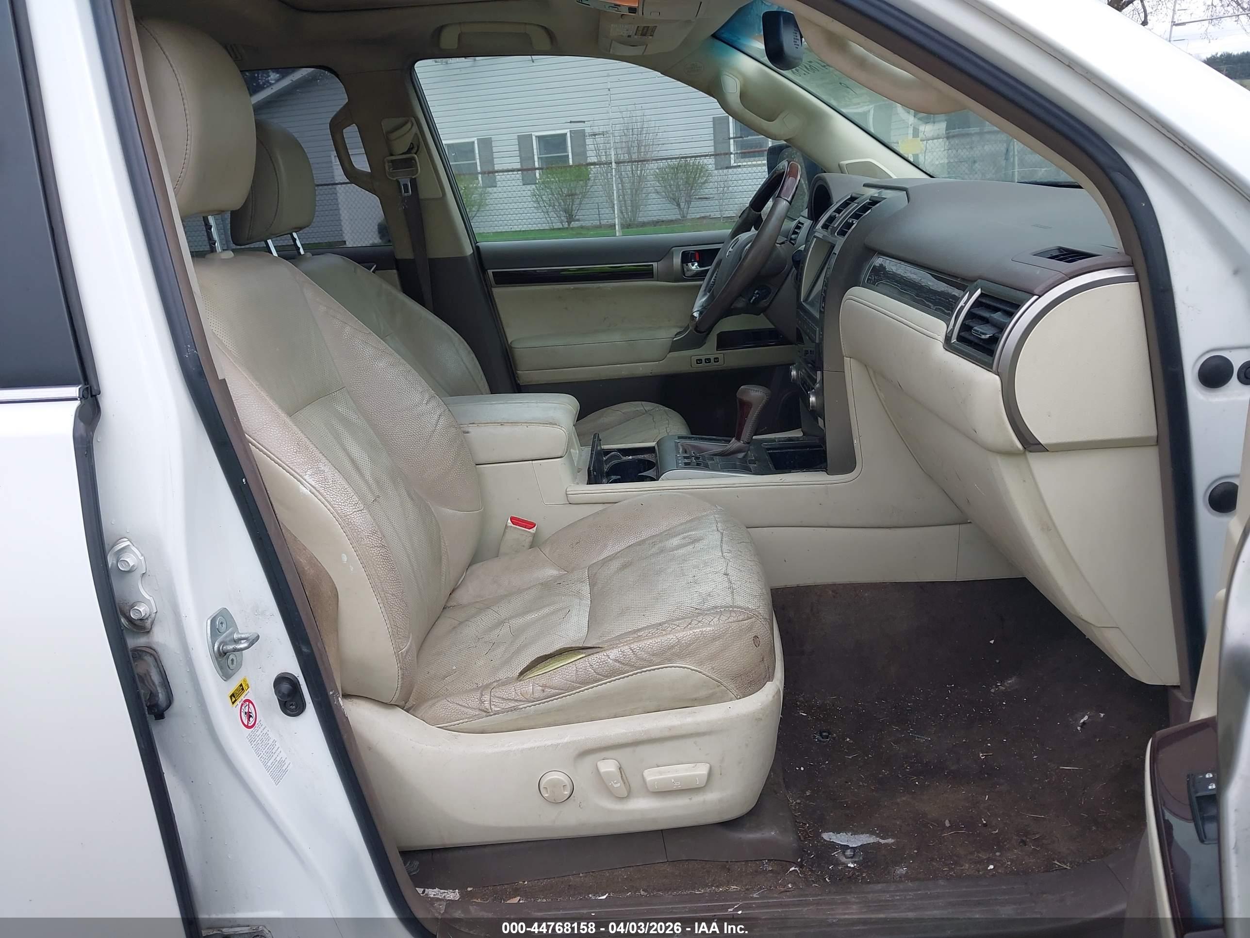 LEXUS GX image 5