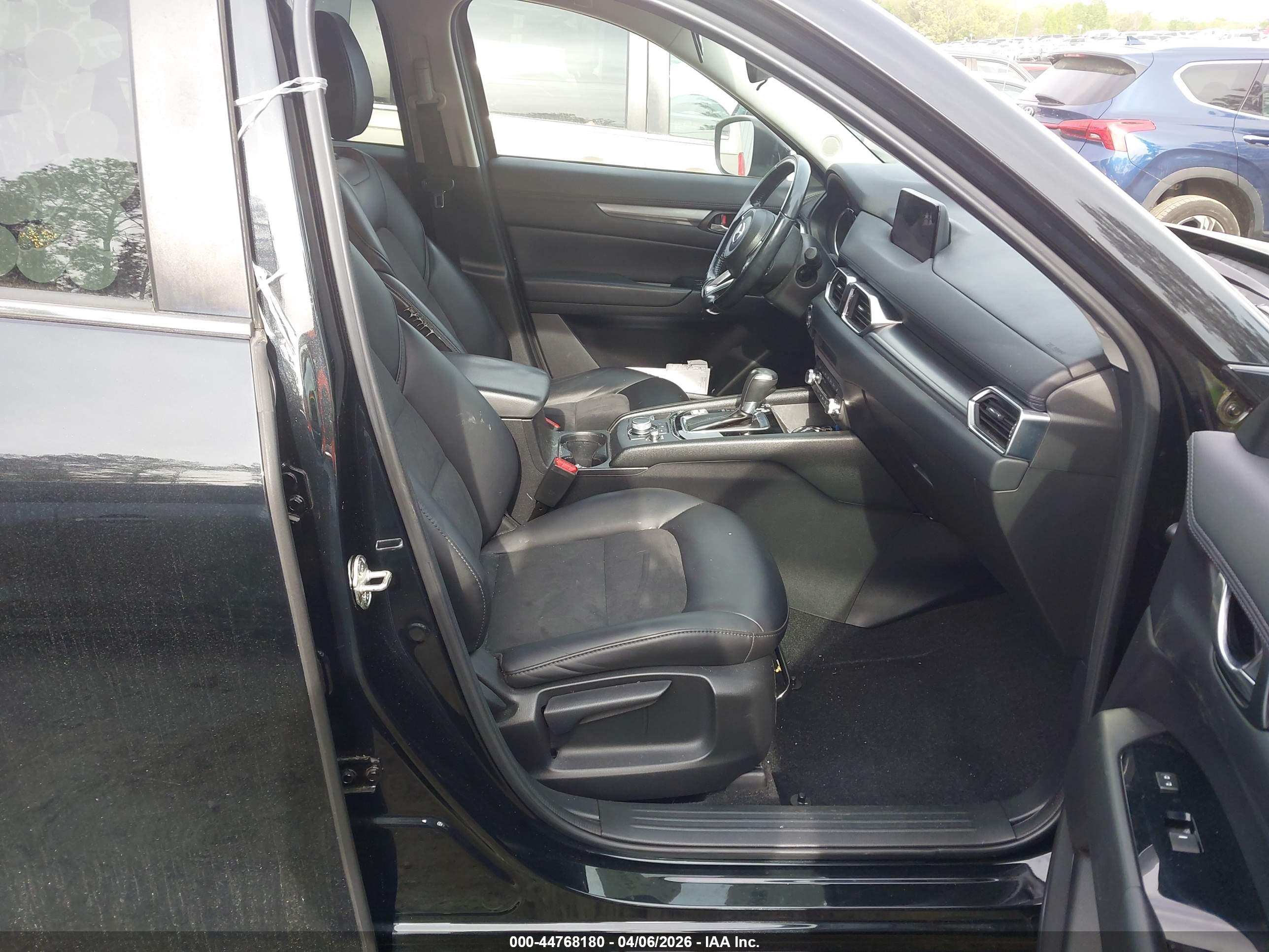 MAZDA CX-5 image 5