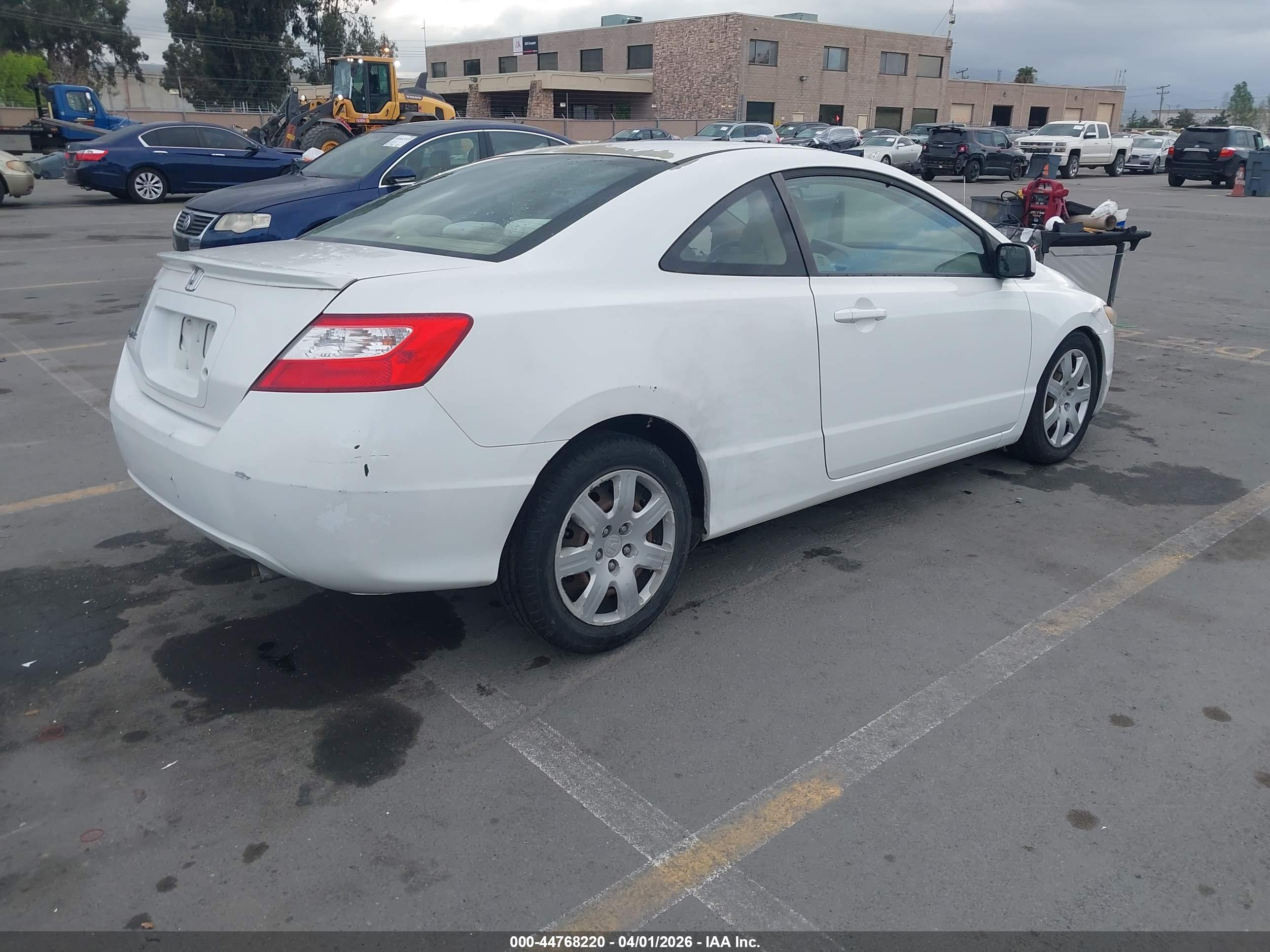 HONDA CIVIC image 4