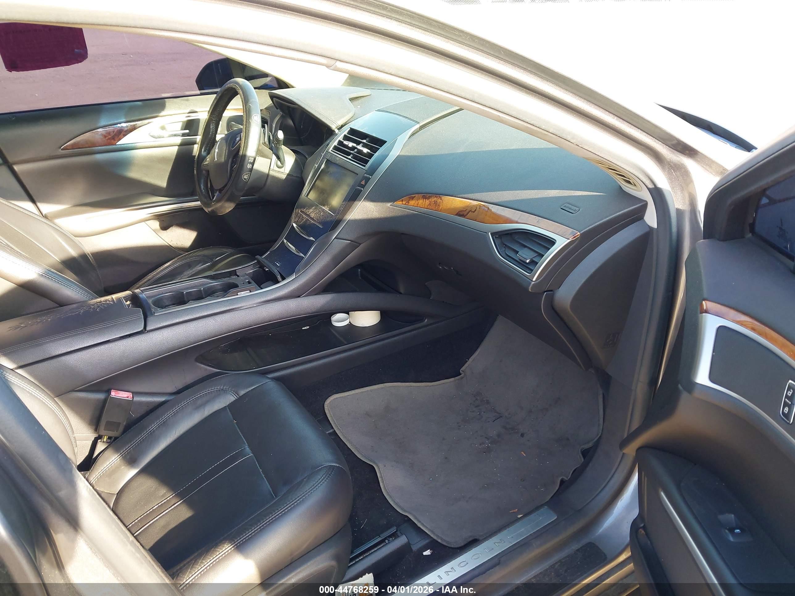 LINCOLN MKZ image 5