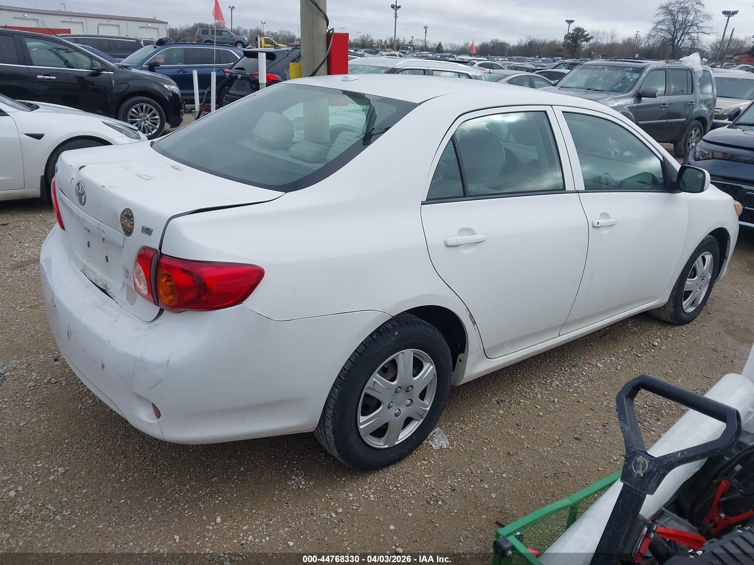 TOYOTA COROLLA image 4