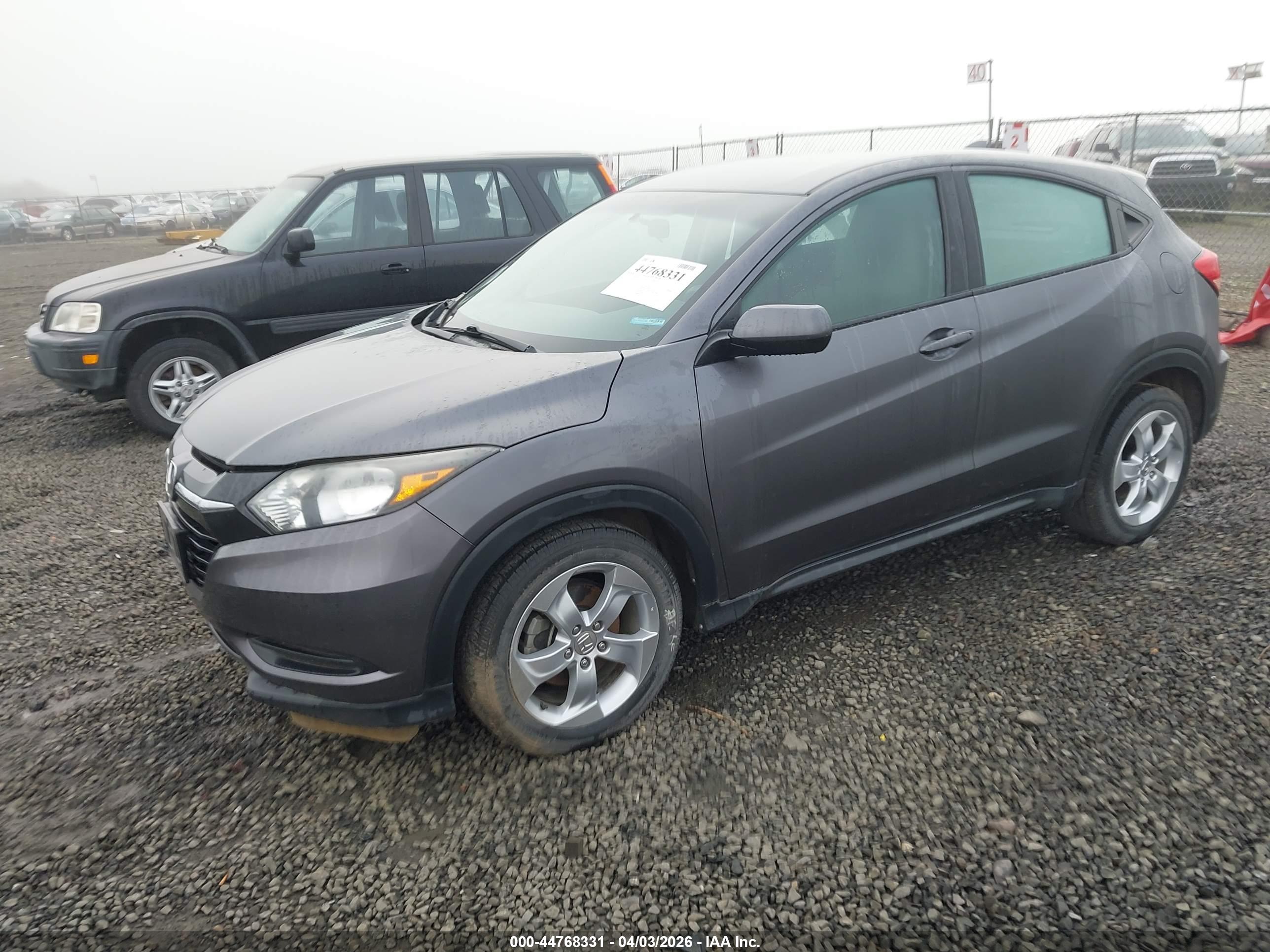 HONDA HR-V image 2