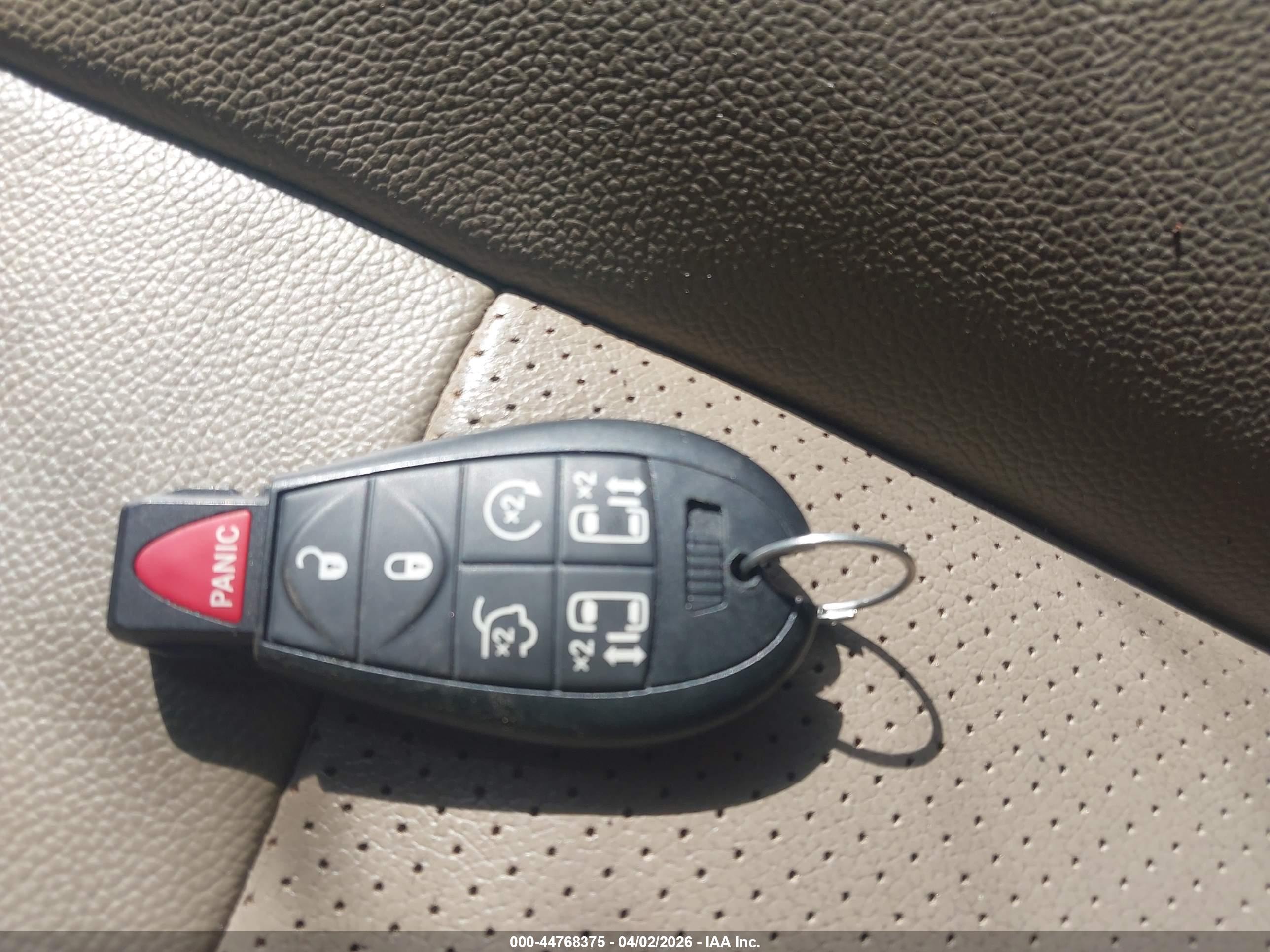 CHRYSLER TOWN image 11