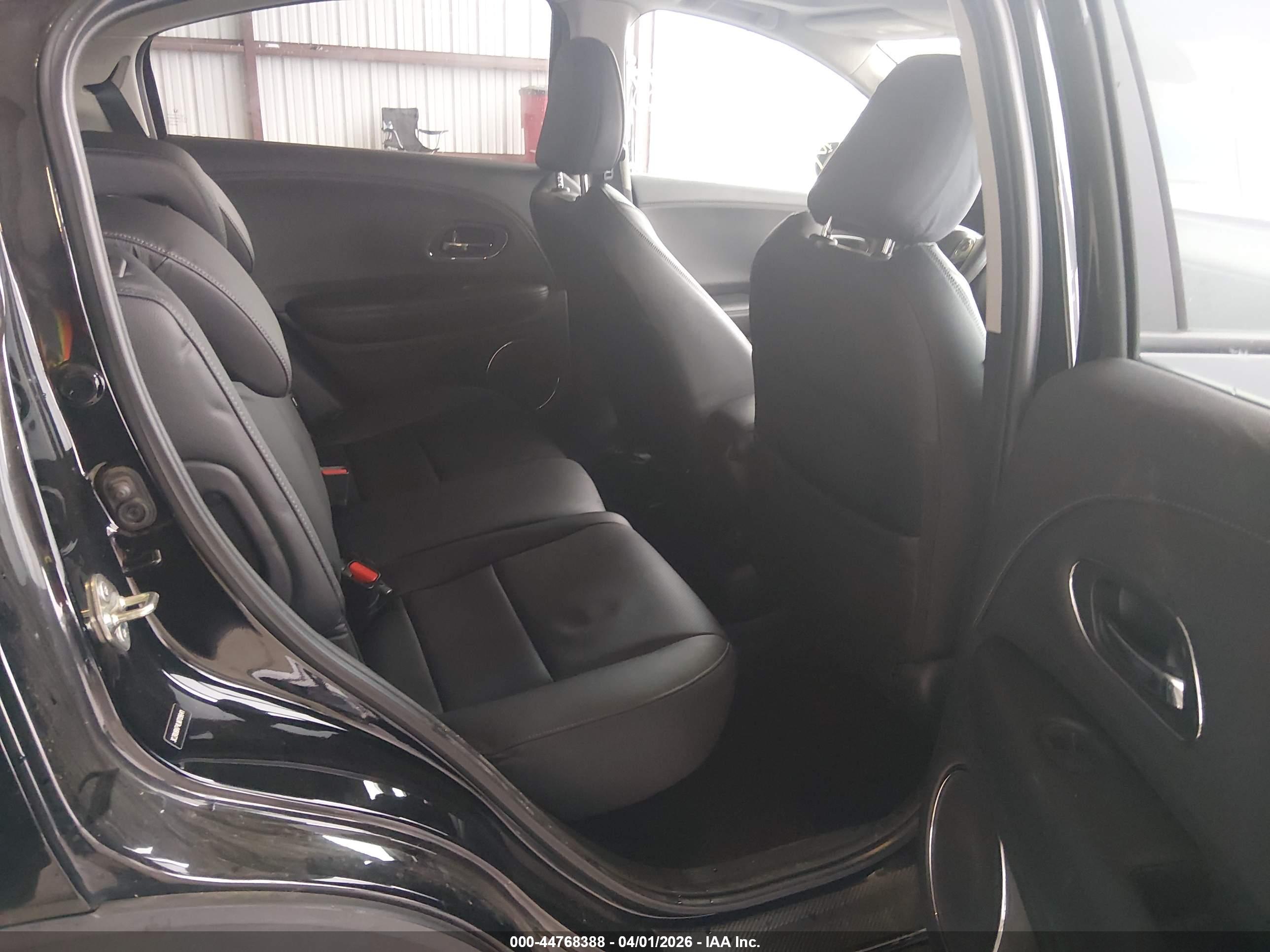 HONDA HR-V image 8