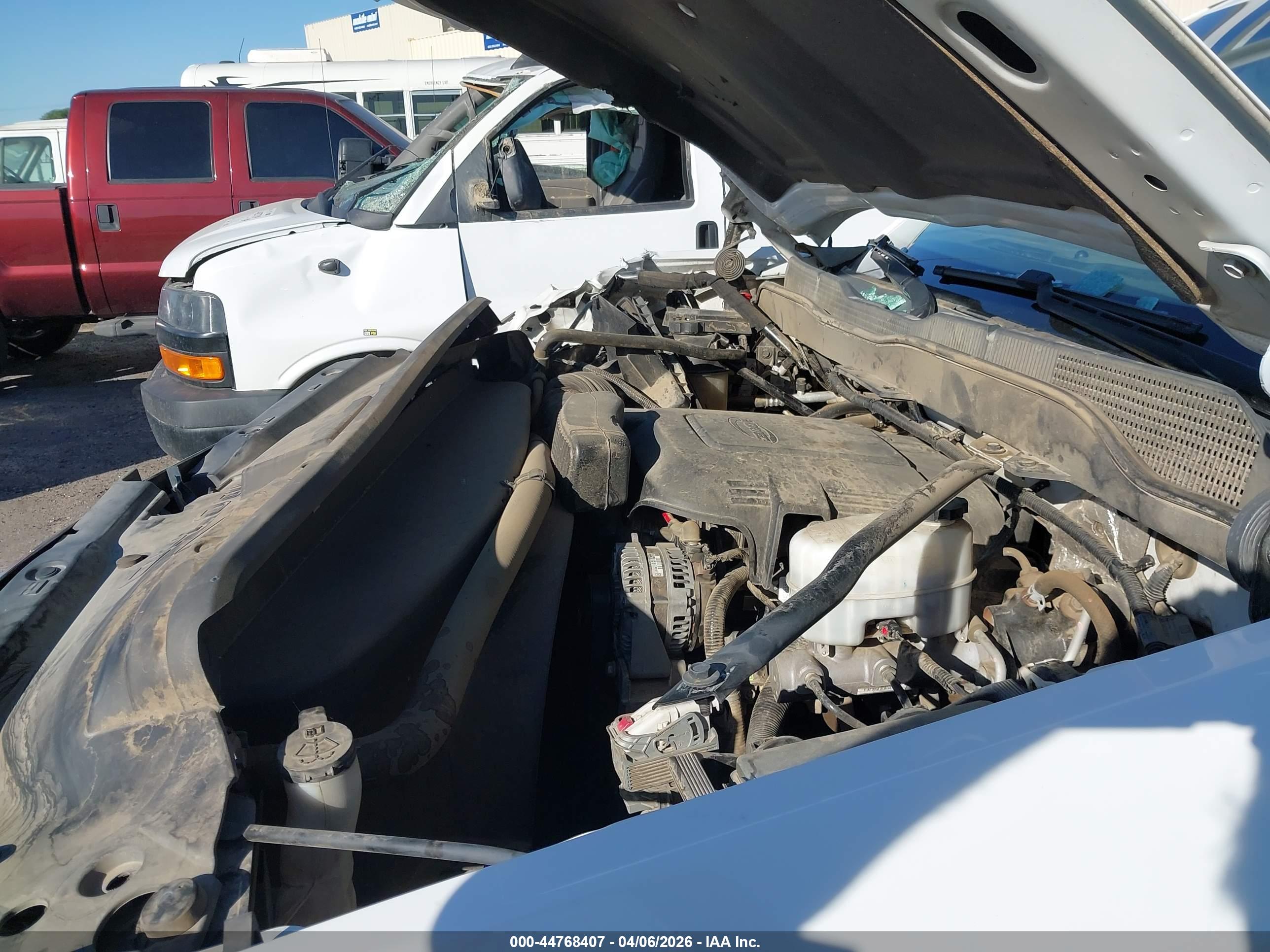 CHEVROLET SILVERADO image 10