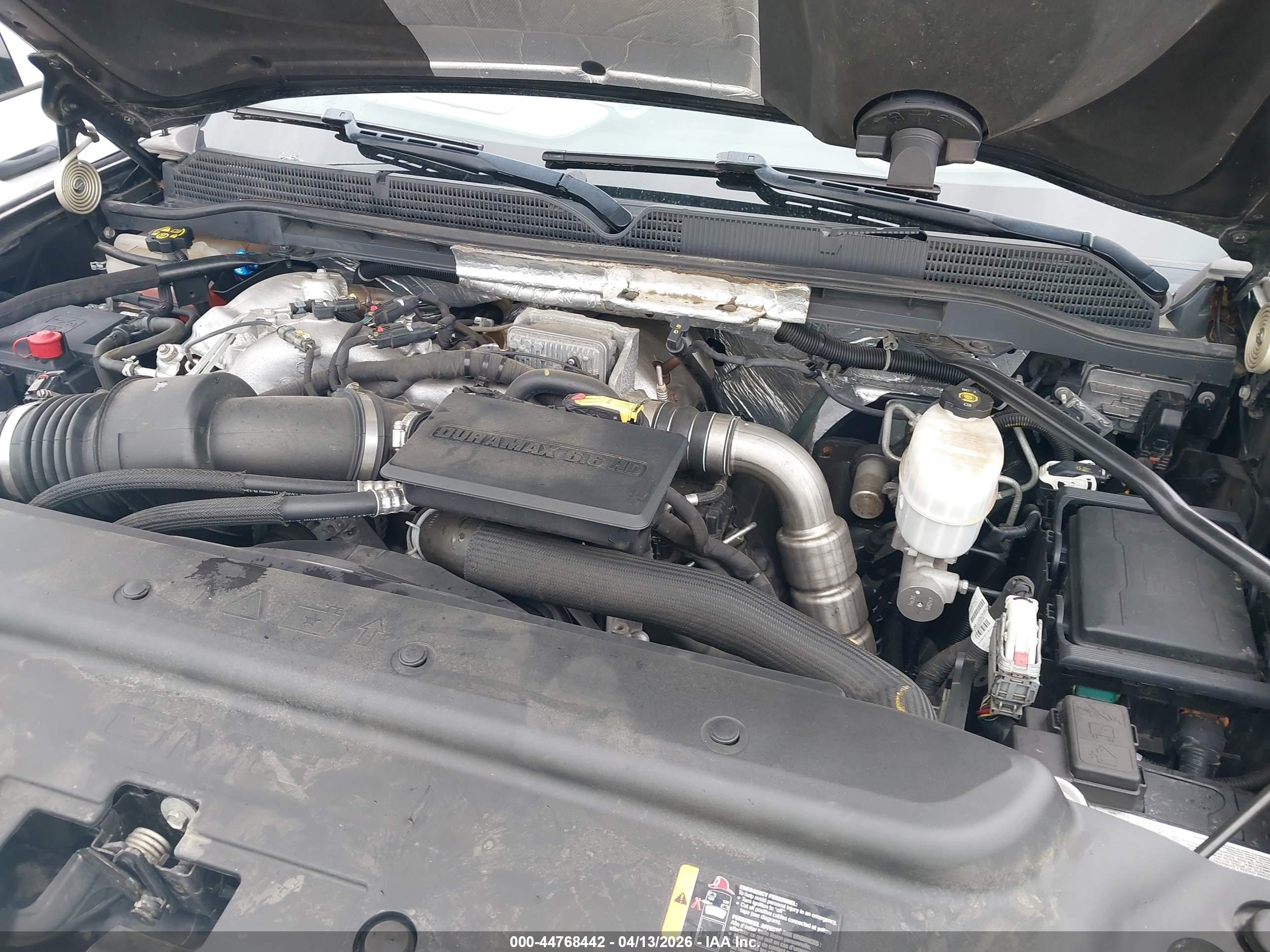 GMC SIERRA image 10