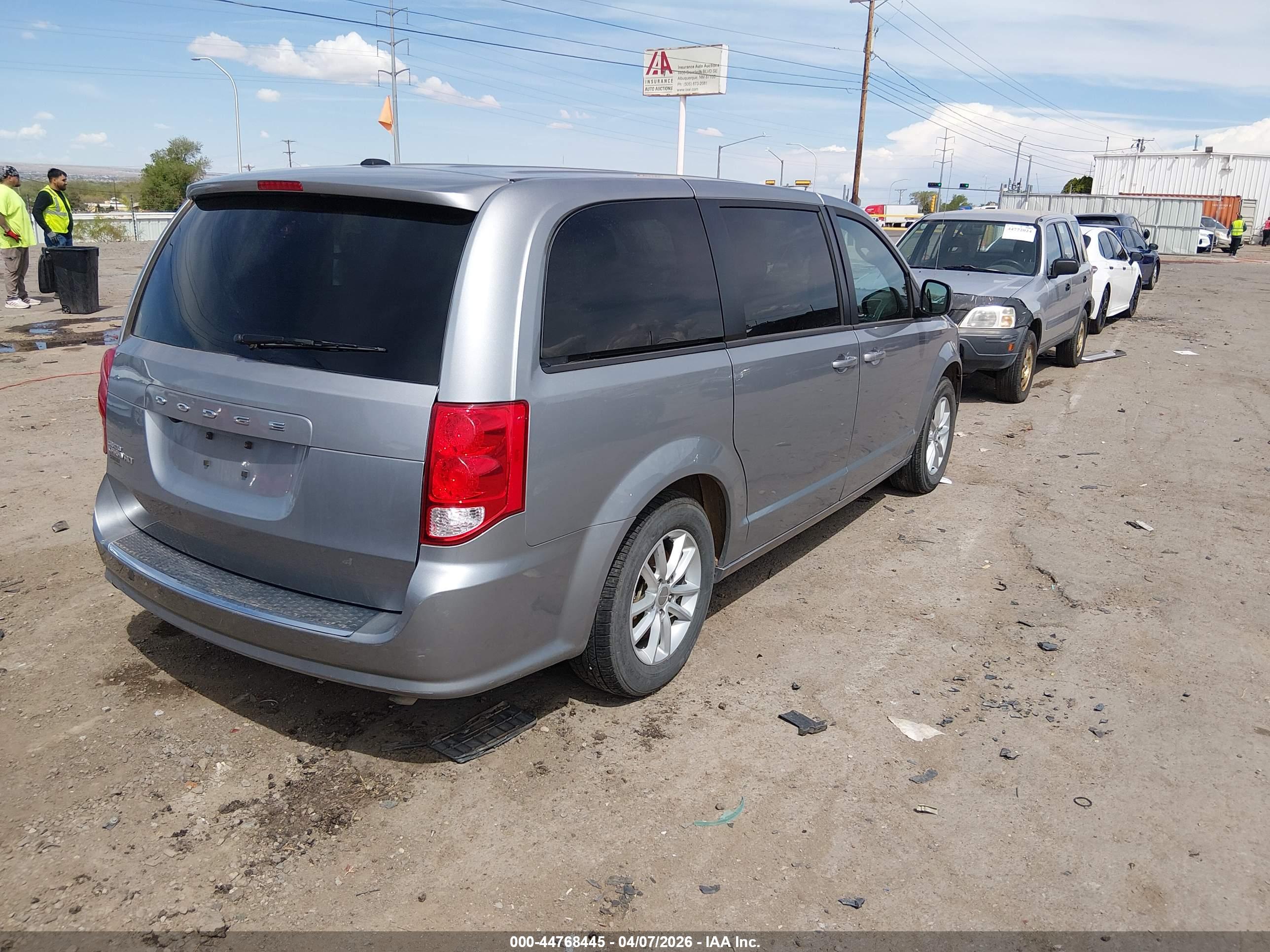DODGE GRAND image 4
