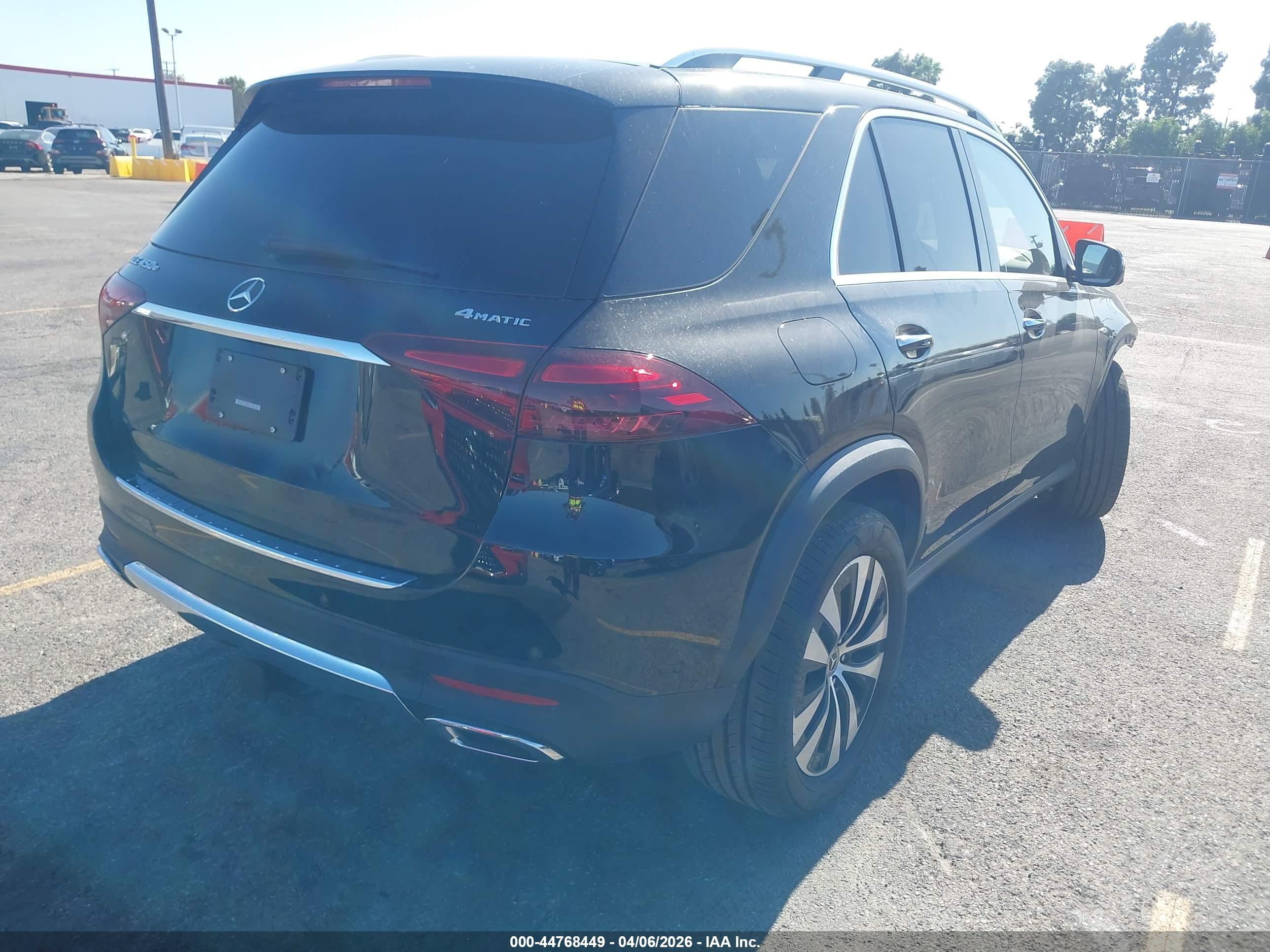 MERCEDES-BENZ GLE image 4