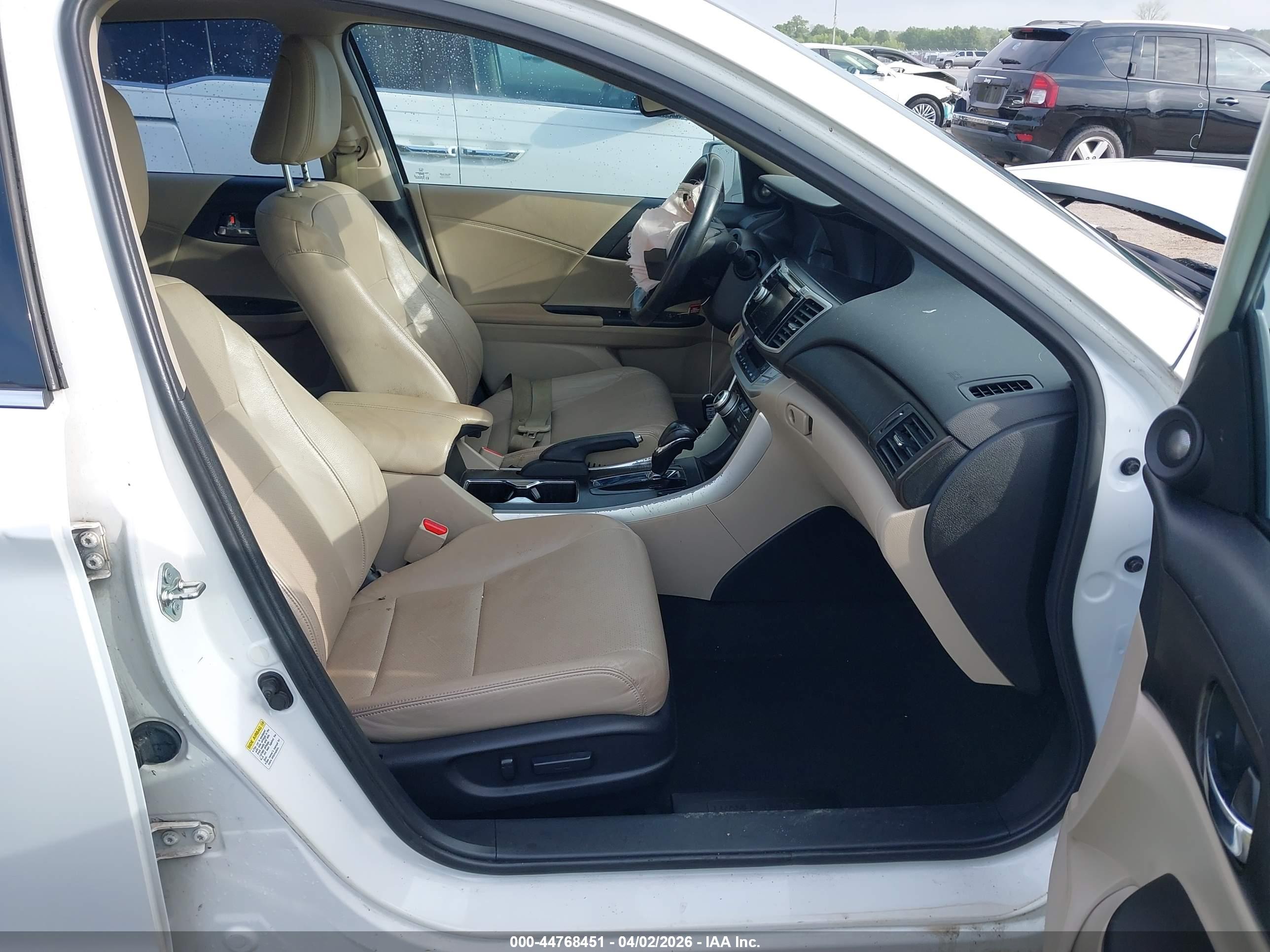 HONDA ACCORD image 5