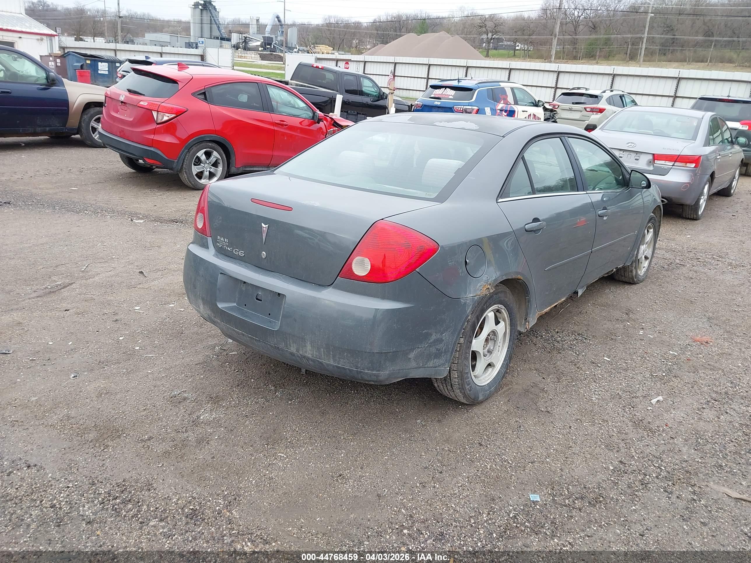 PONTIAC G6 image 4