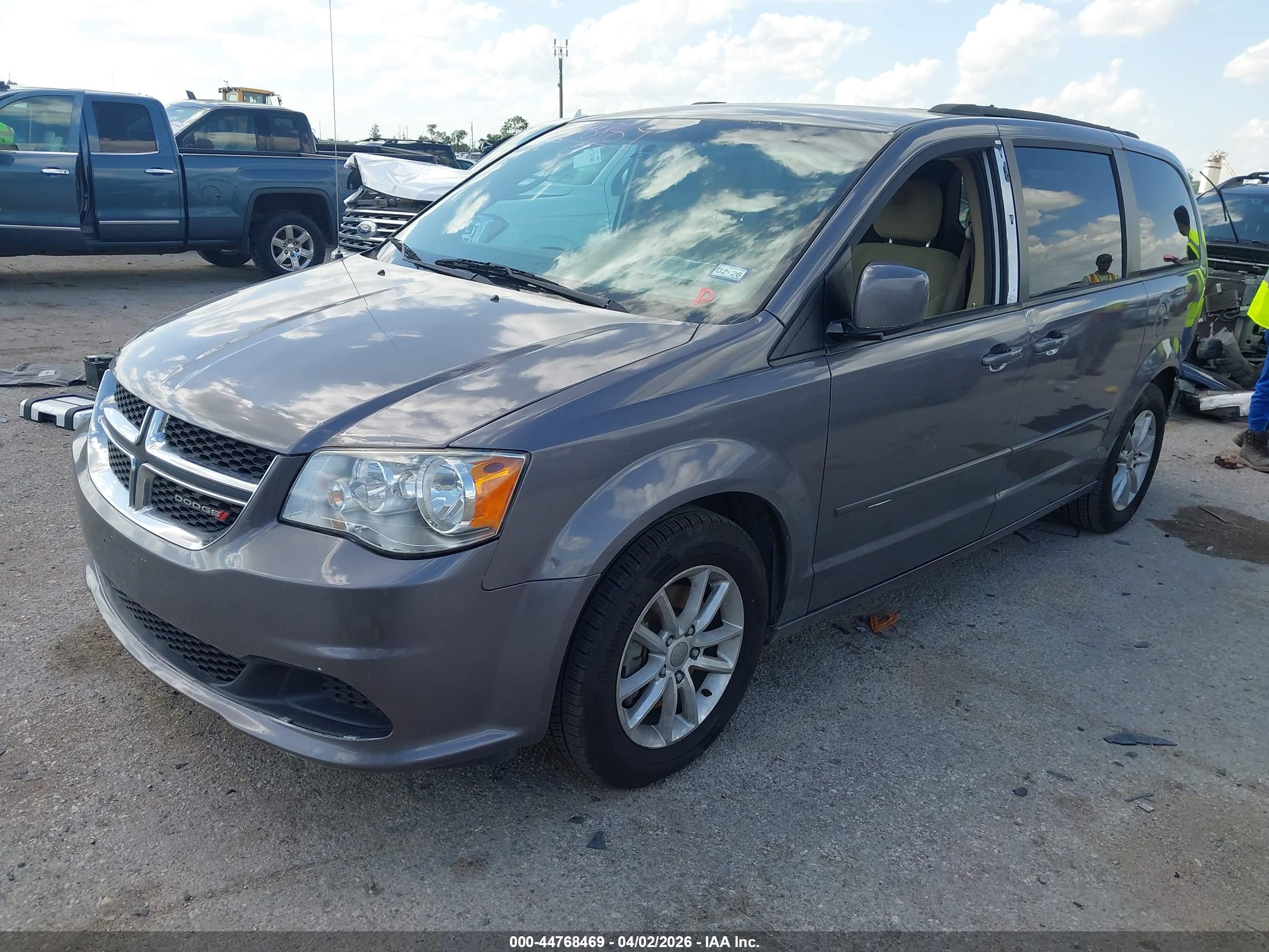 DODGE GRAND image 2