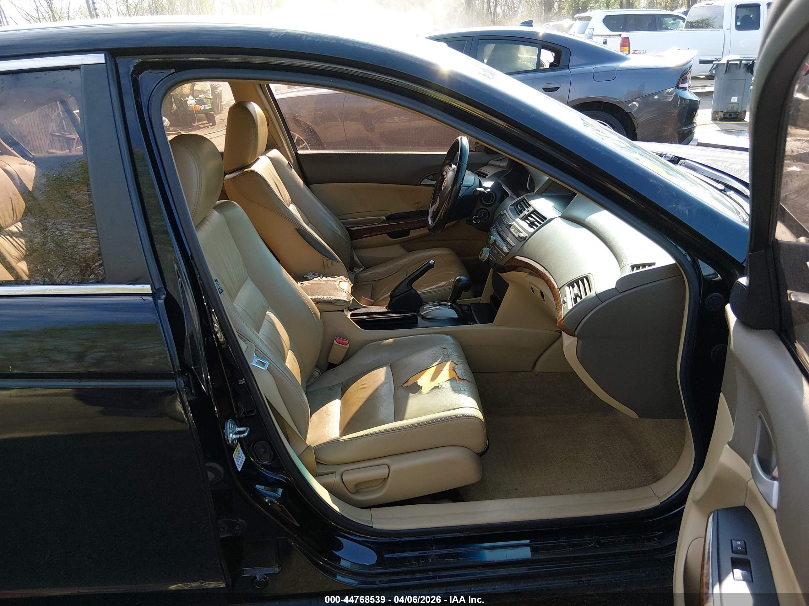 HONDA ACCORD image 5