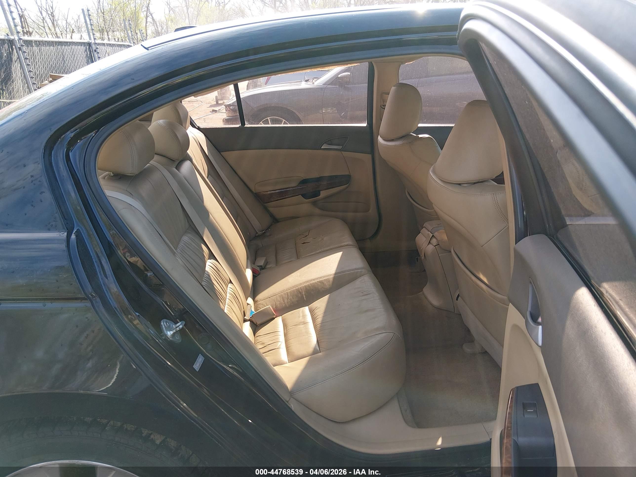 HONDA ACCORD image 8