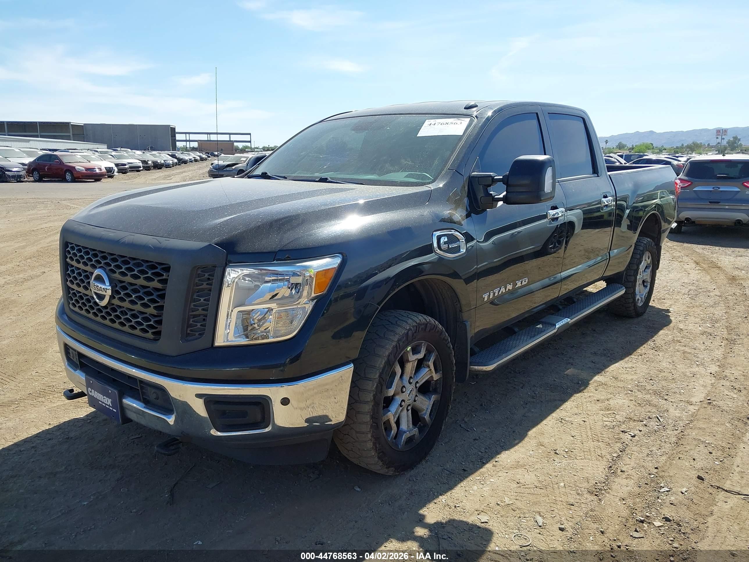 NISSAN TITAN image 2