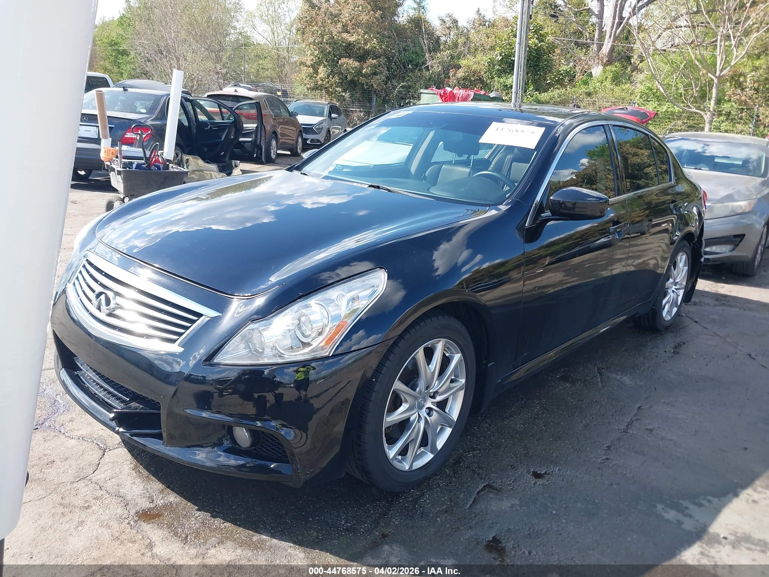 INFINITI G37X image 2