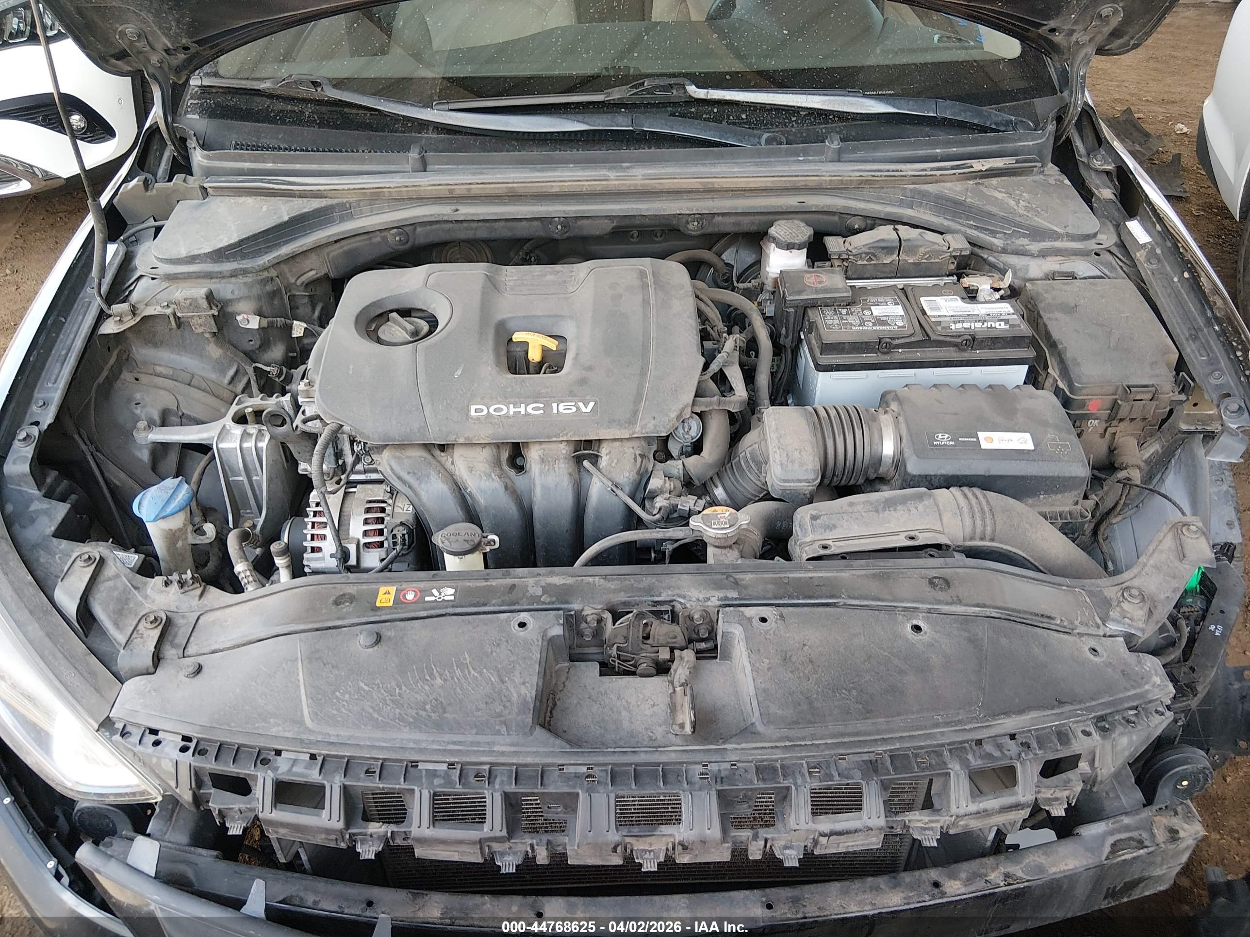 HYUNDAI ELANTRA image 10