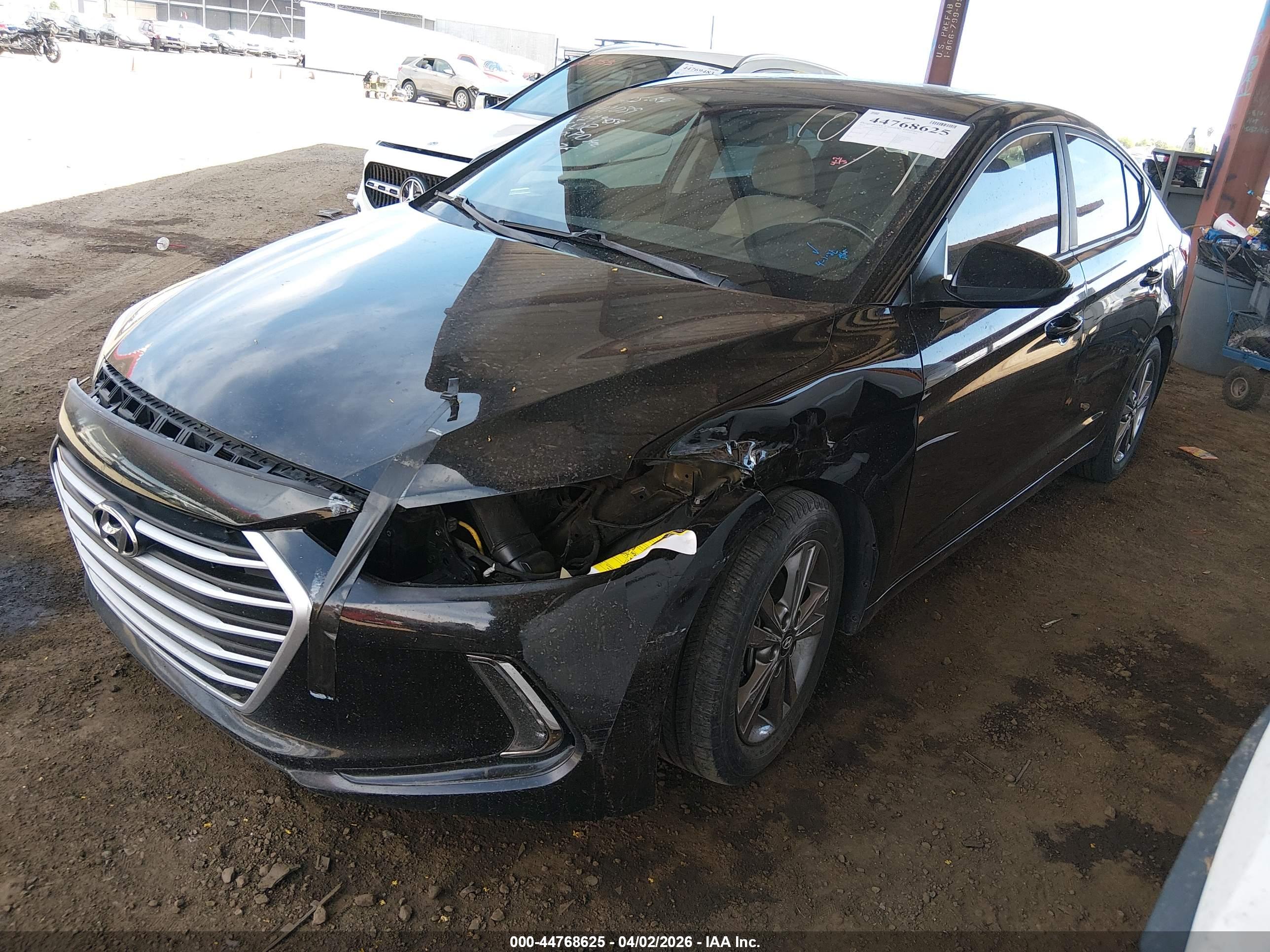 HYUNDAI ELANTRA image 2
