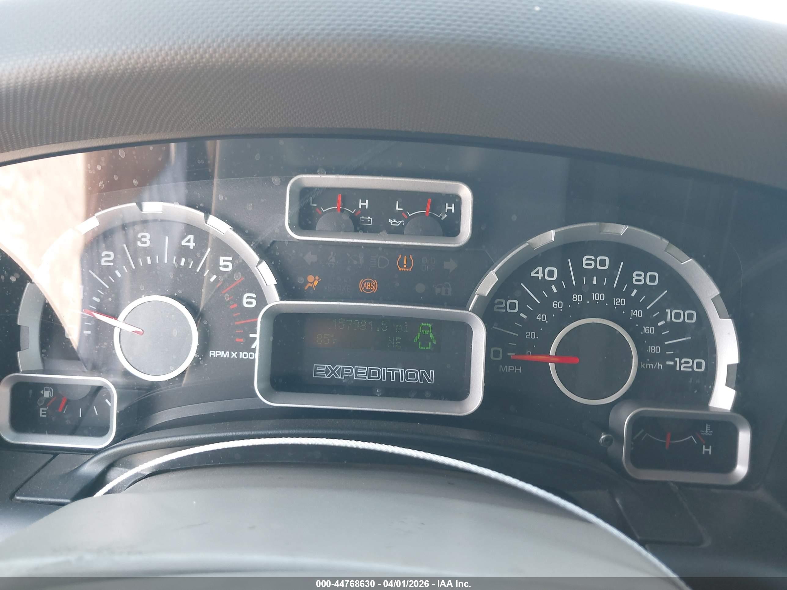 FORD EXPEDITION image 7