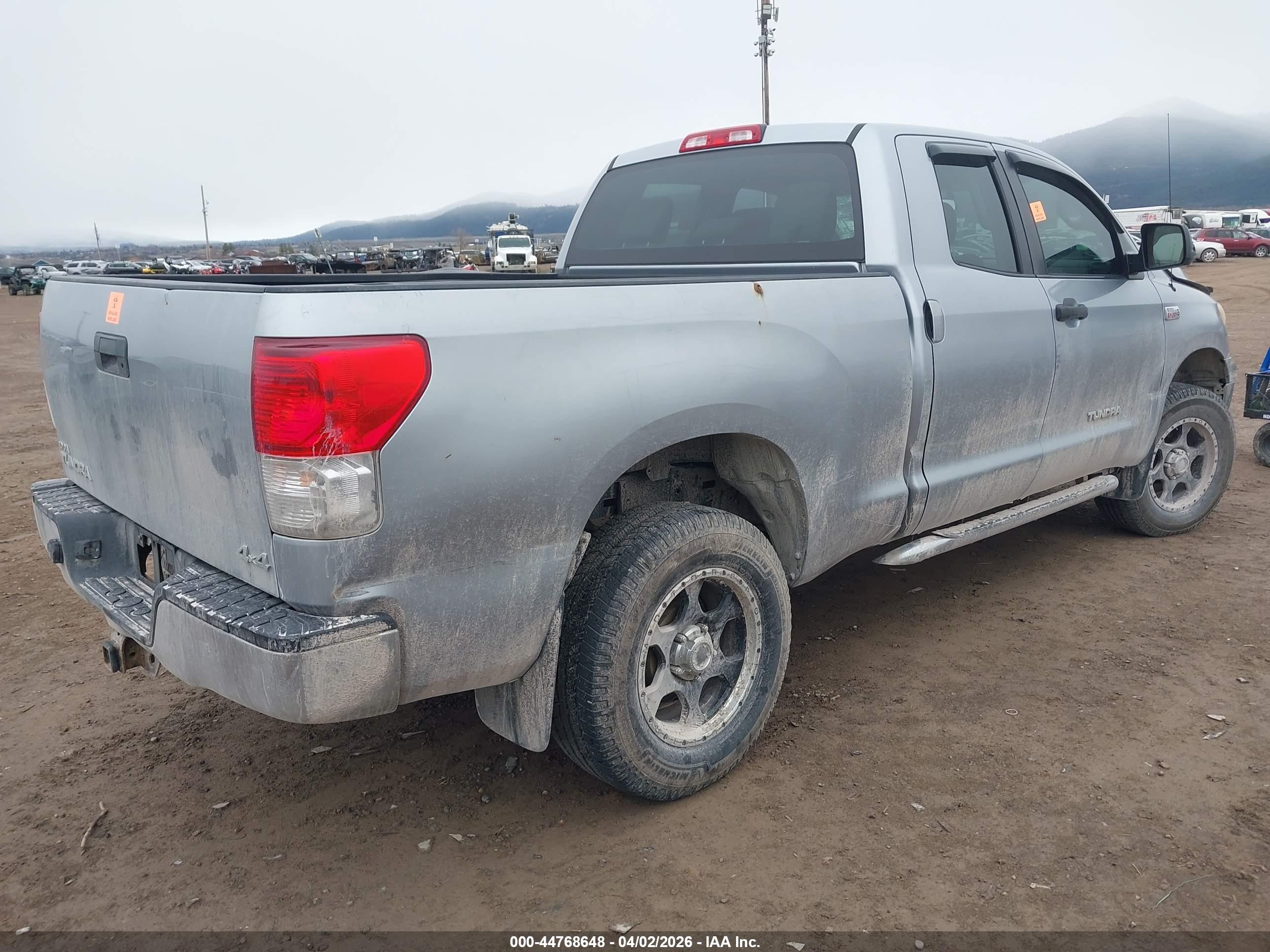 TOYOTA TUNDRA image 4