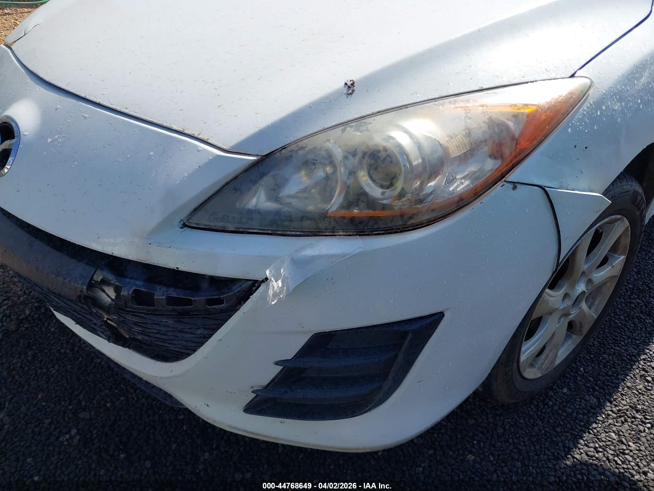 MAZDA MAZDA3 image 6